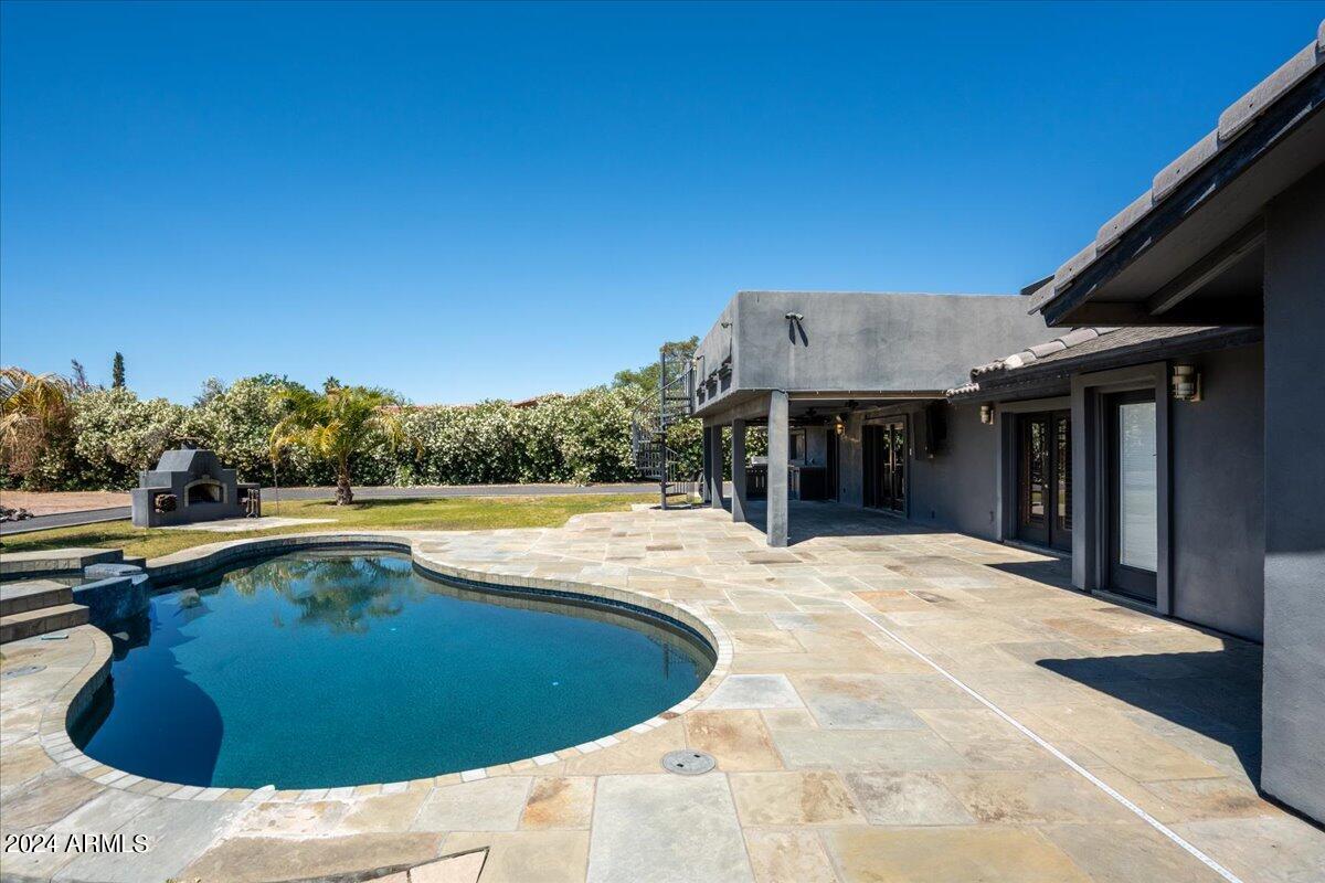 6345 E Via Estrella Avenue