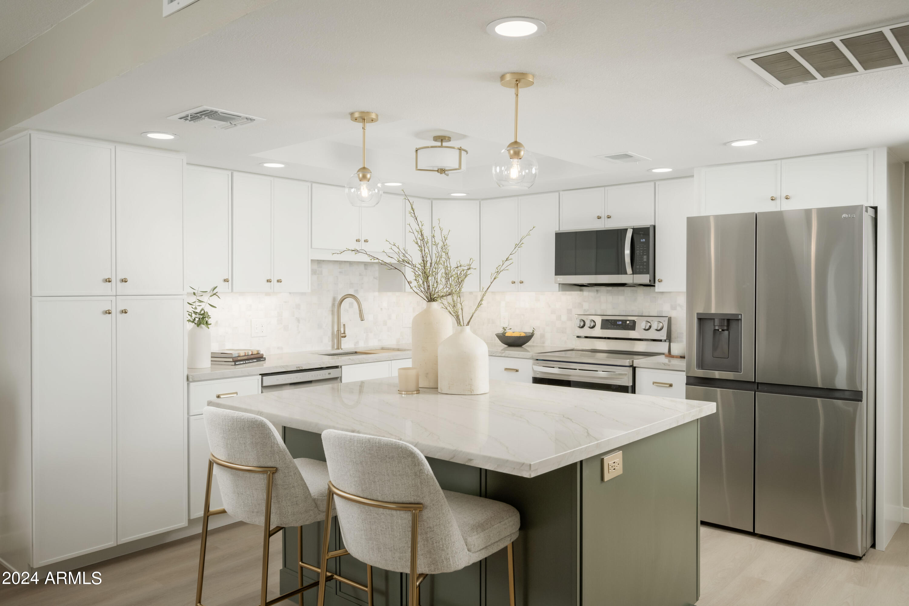 7920 E CAMELBACK Road, 202