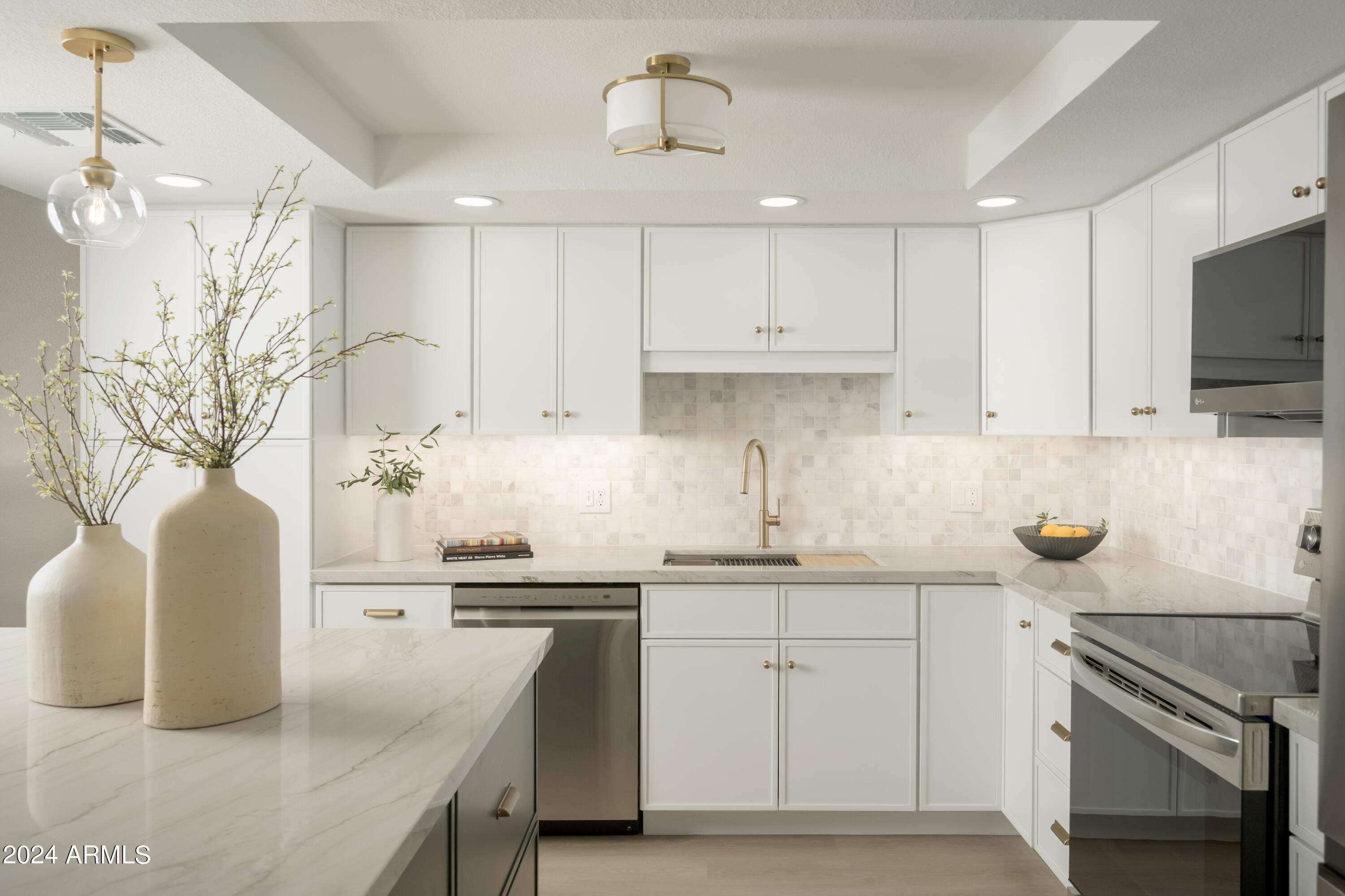 7920 E CAMELBACK Road, 202