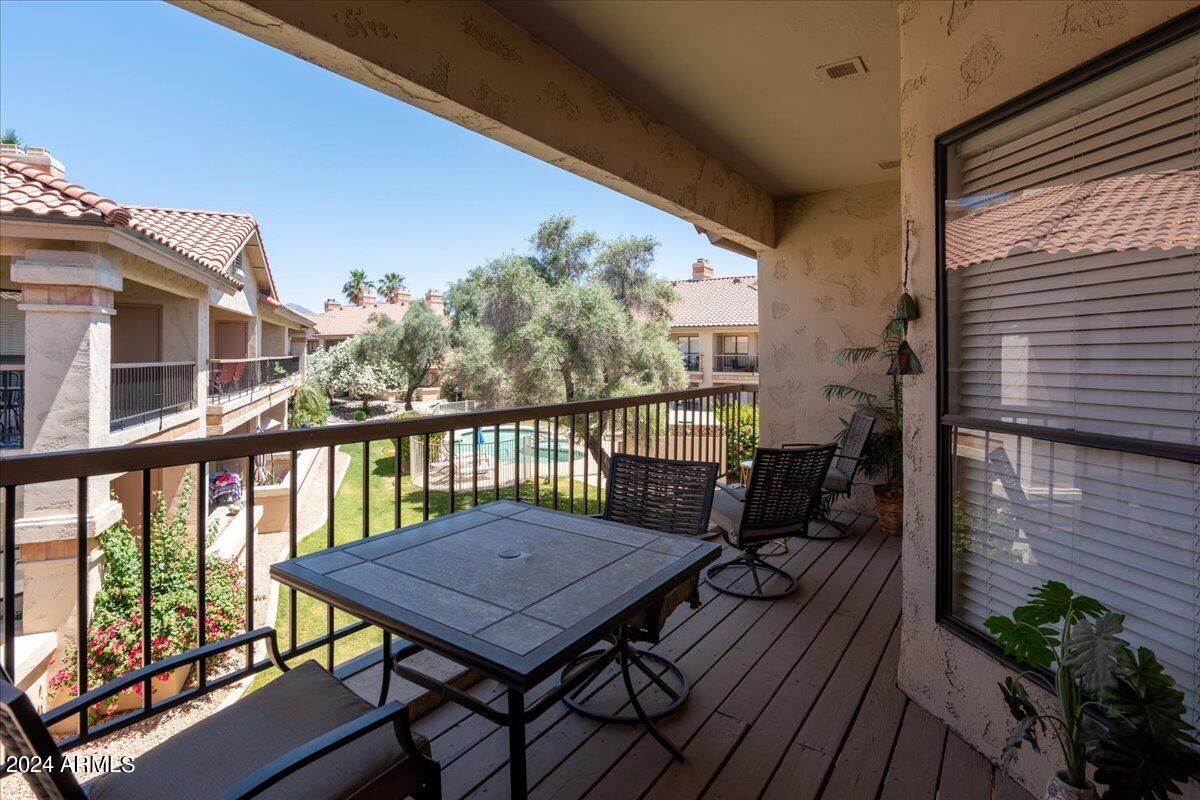 9711 E MOUNTAIN VIEW Road 2504
