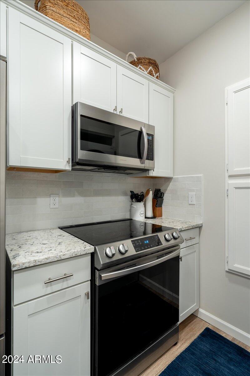 9711 E MOUNTAIN VIEW Road 2504