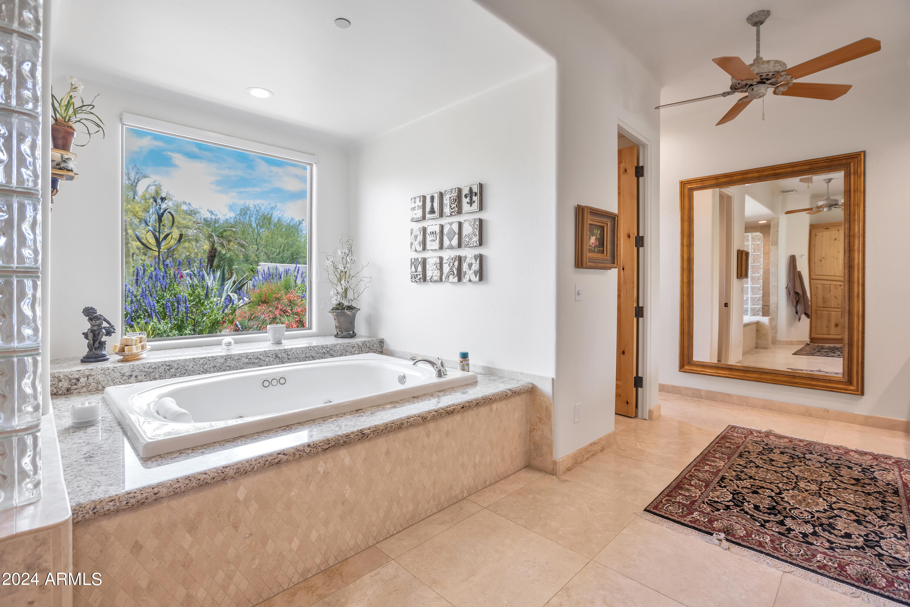 10040 E HAPPY VALLEY Road 417