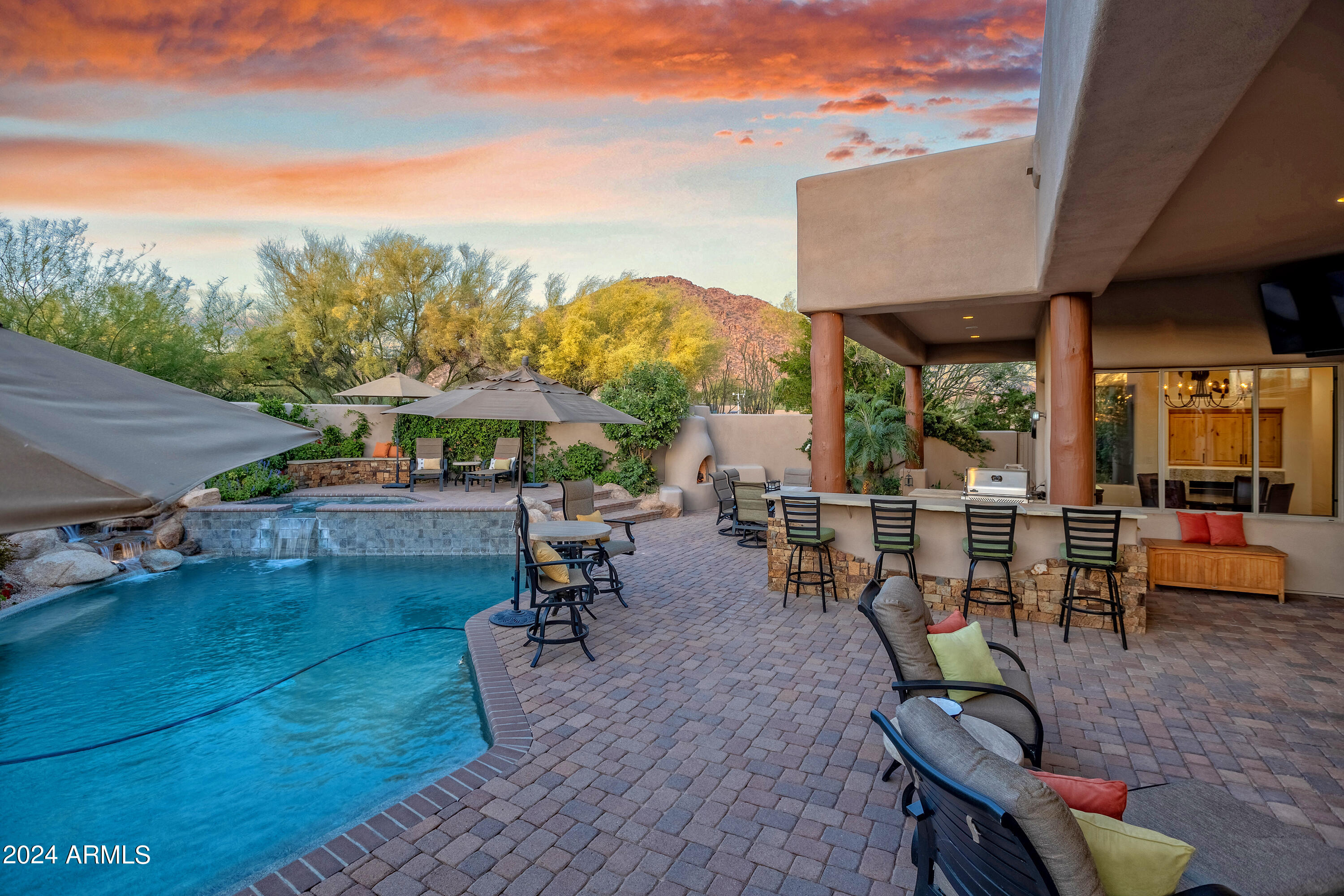 10040 E HAPPY VALLEY Road 417