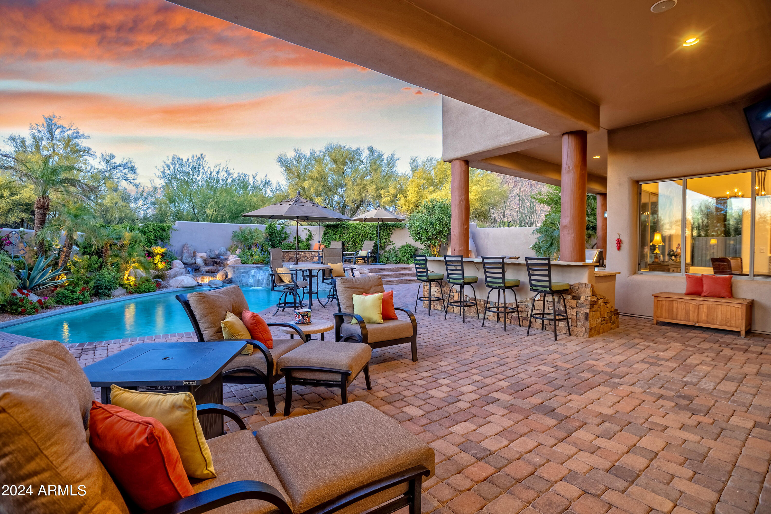 10040 E HAPPY VALLEY Road 417