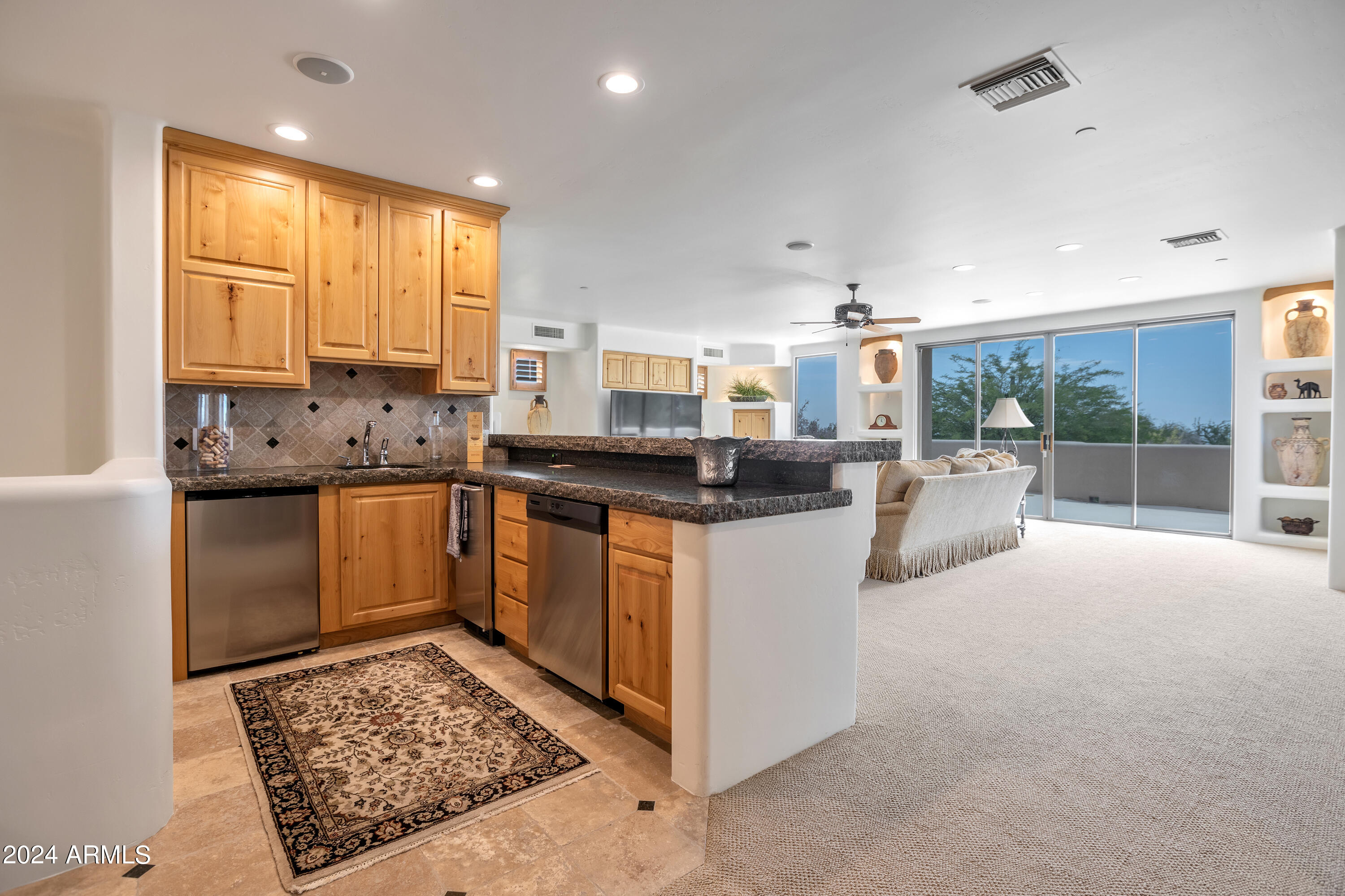 10040 E HAPPY VALLEY Road 417