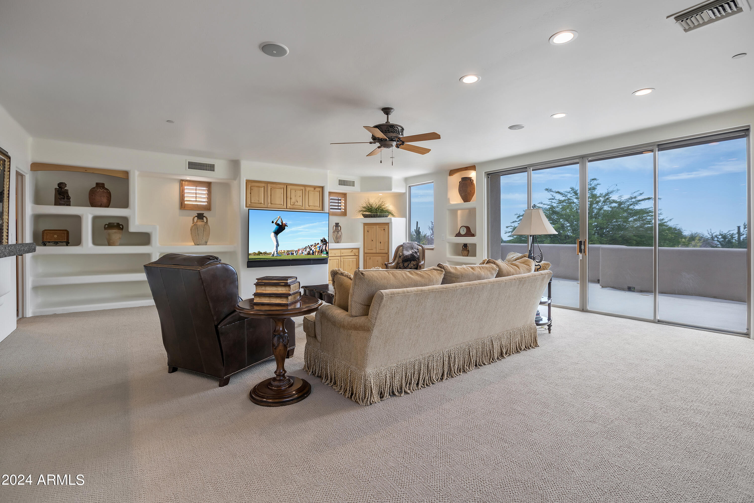 10040 E HAPPY VALLEY Road 417