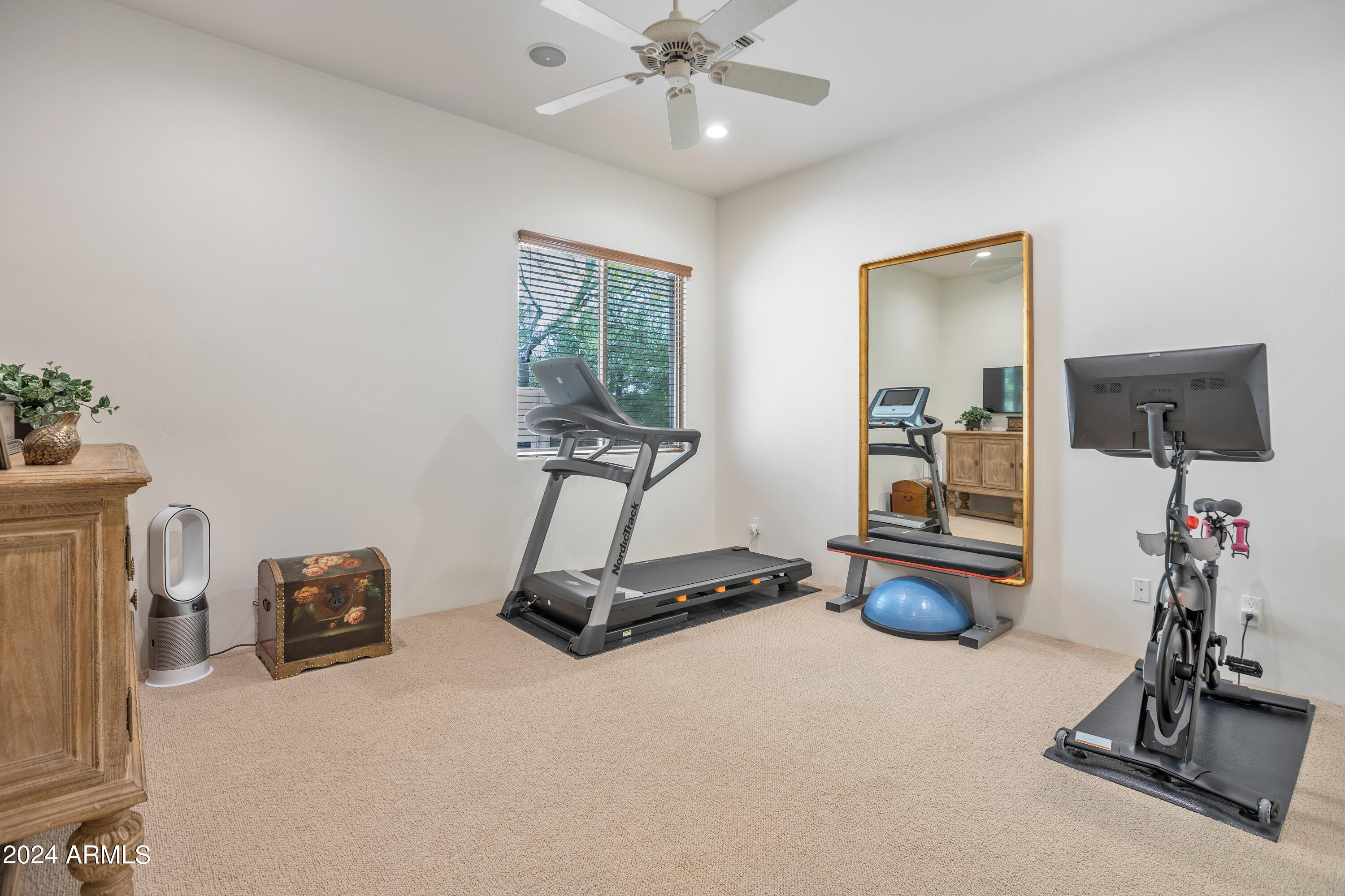 10040 E HAPPY VALLEY Road 417