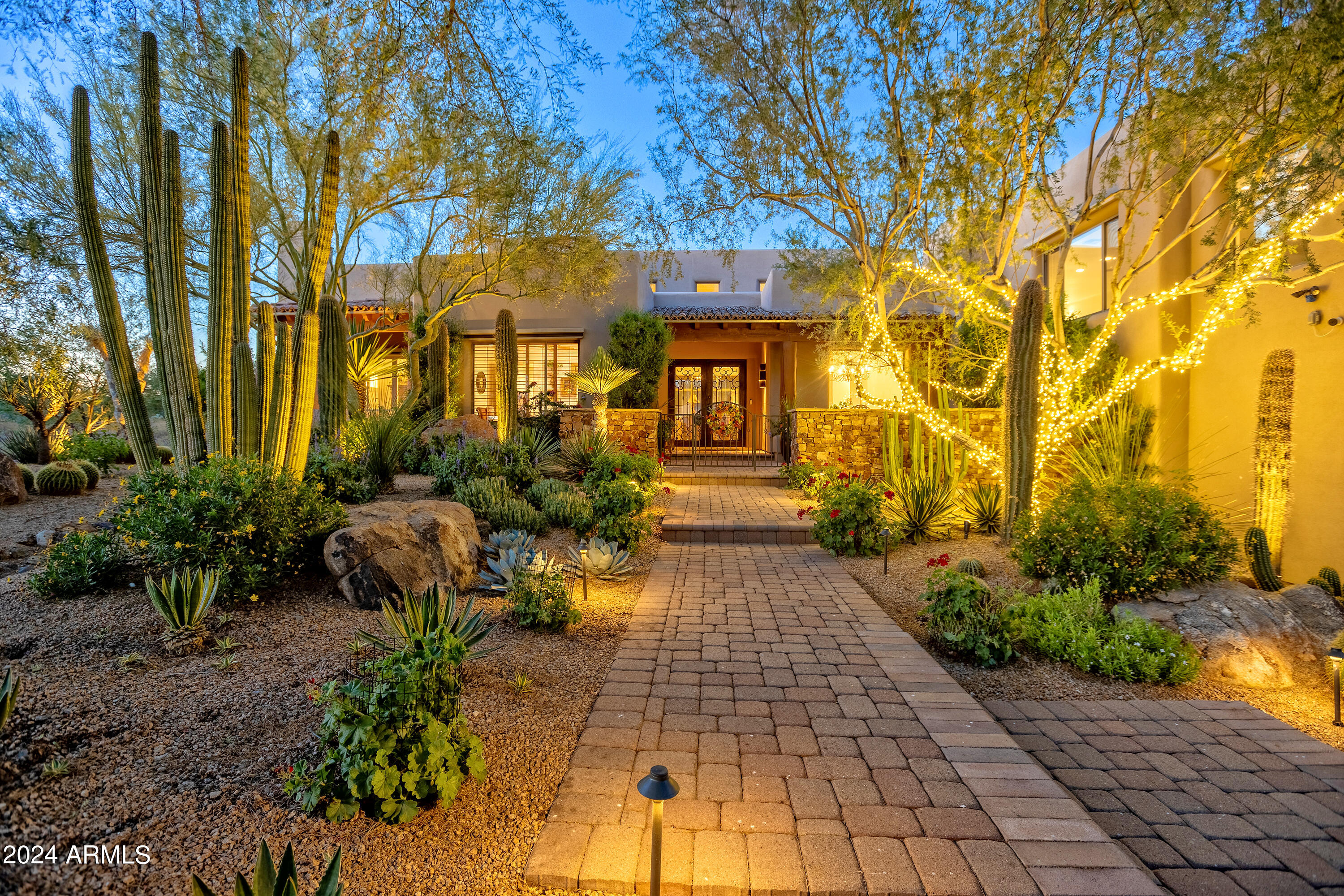 10040 E HAPPY VALLEY Road 417