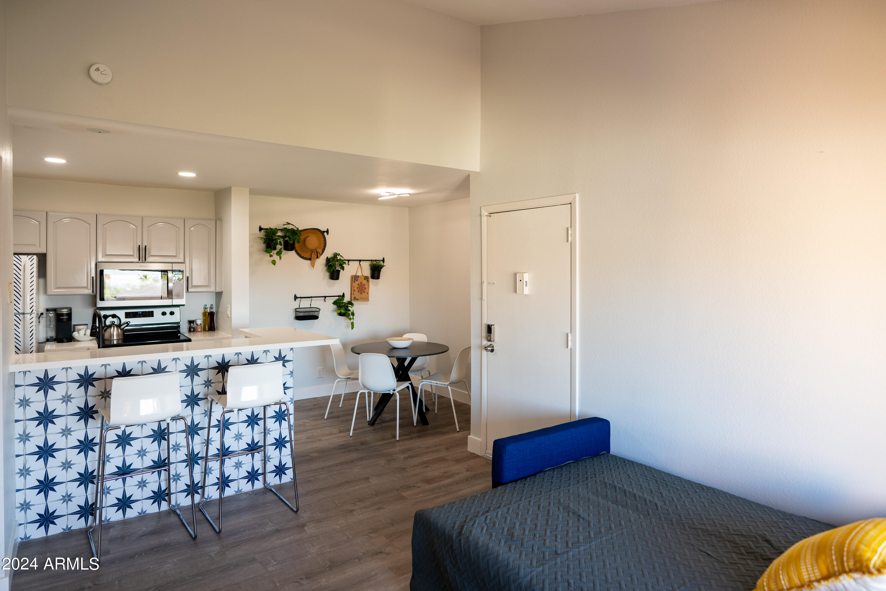 8055 E THOMAS Road C306