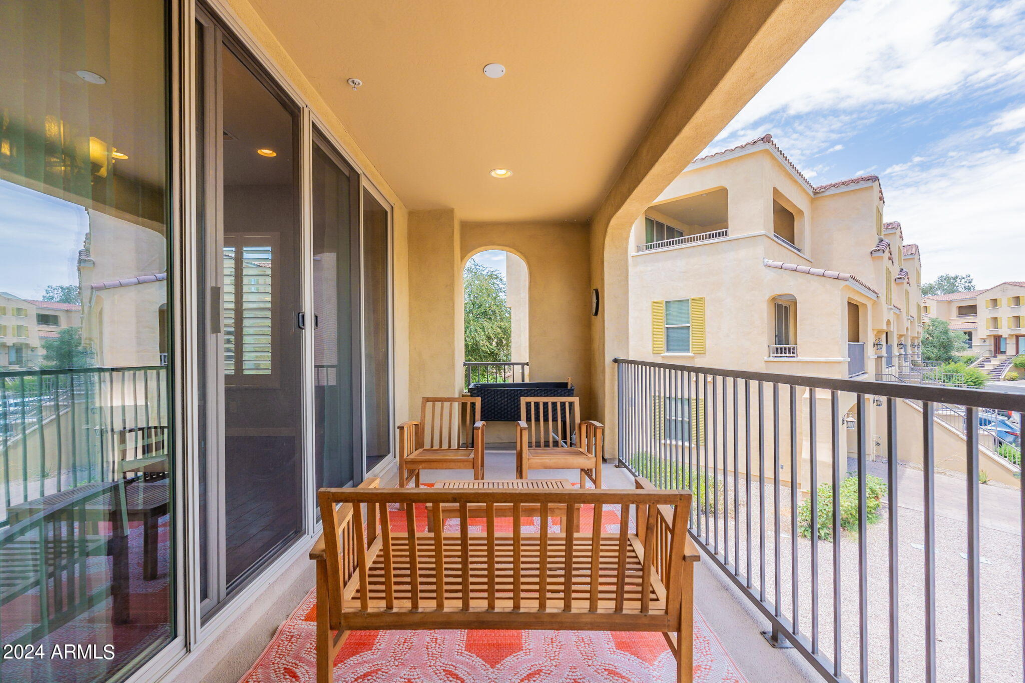 7073 W LINDA Lane