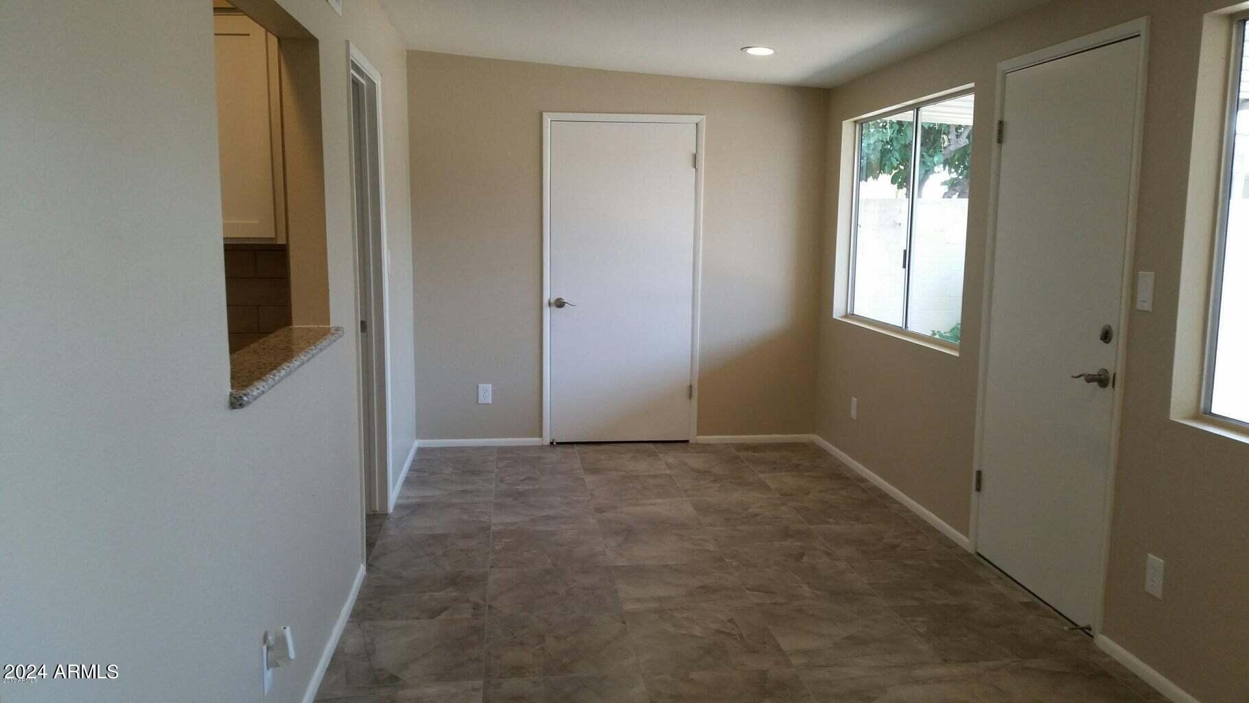 10929 W SANTA FE Drive