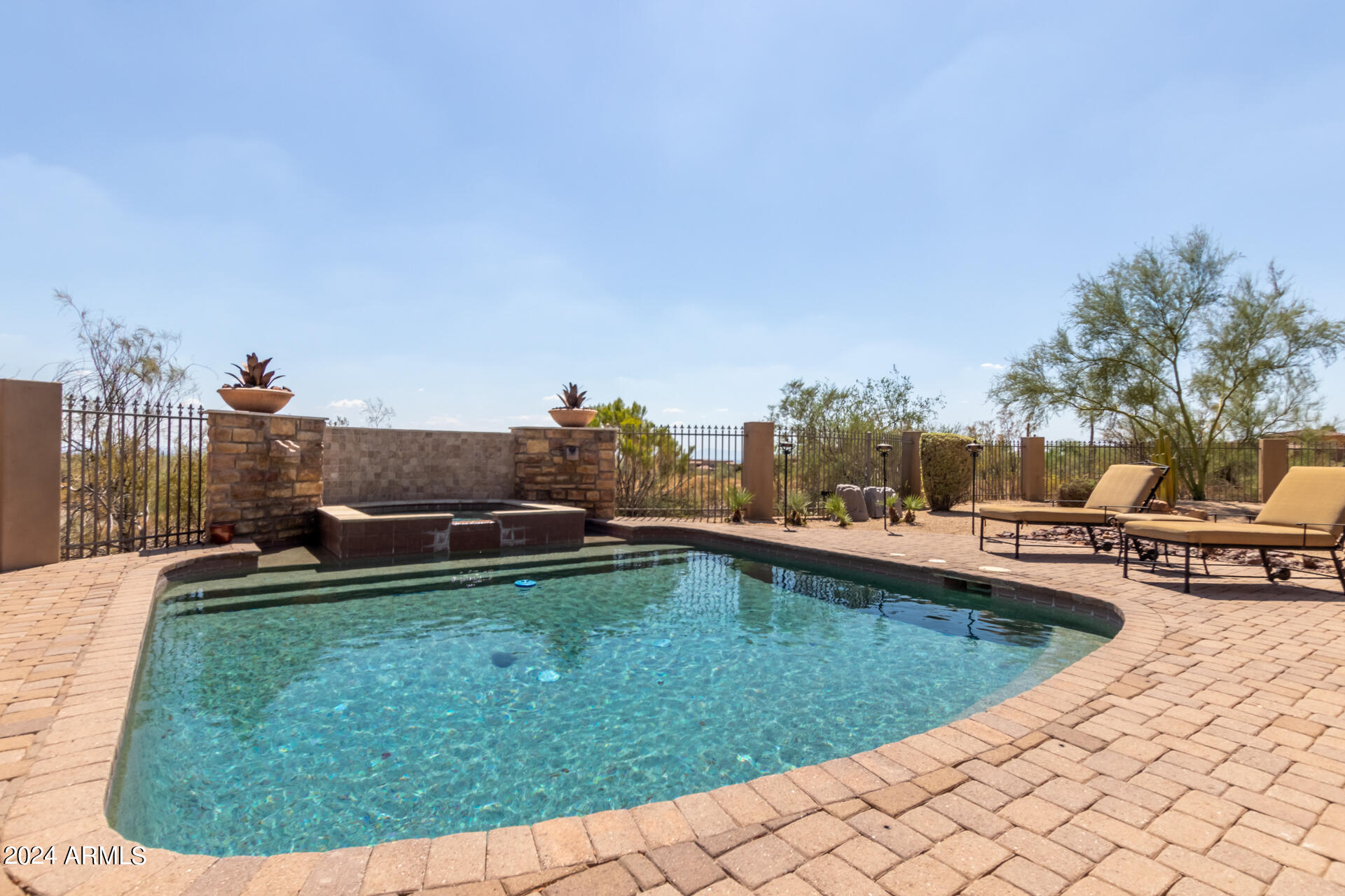 8157 E SIERRA MORENA Street