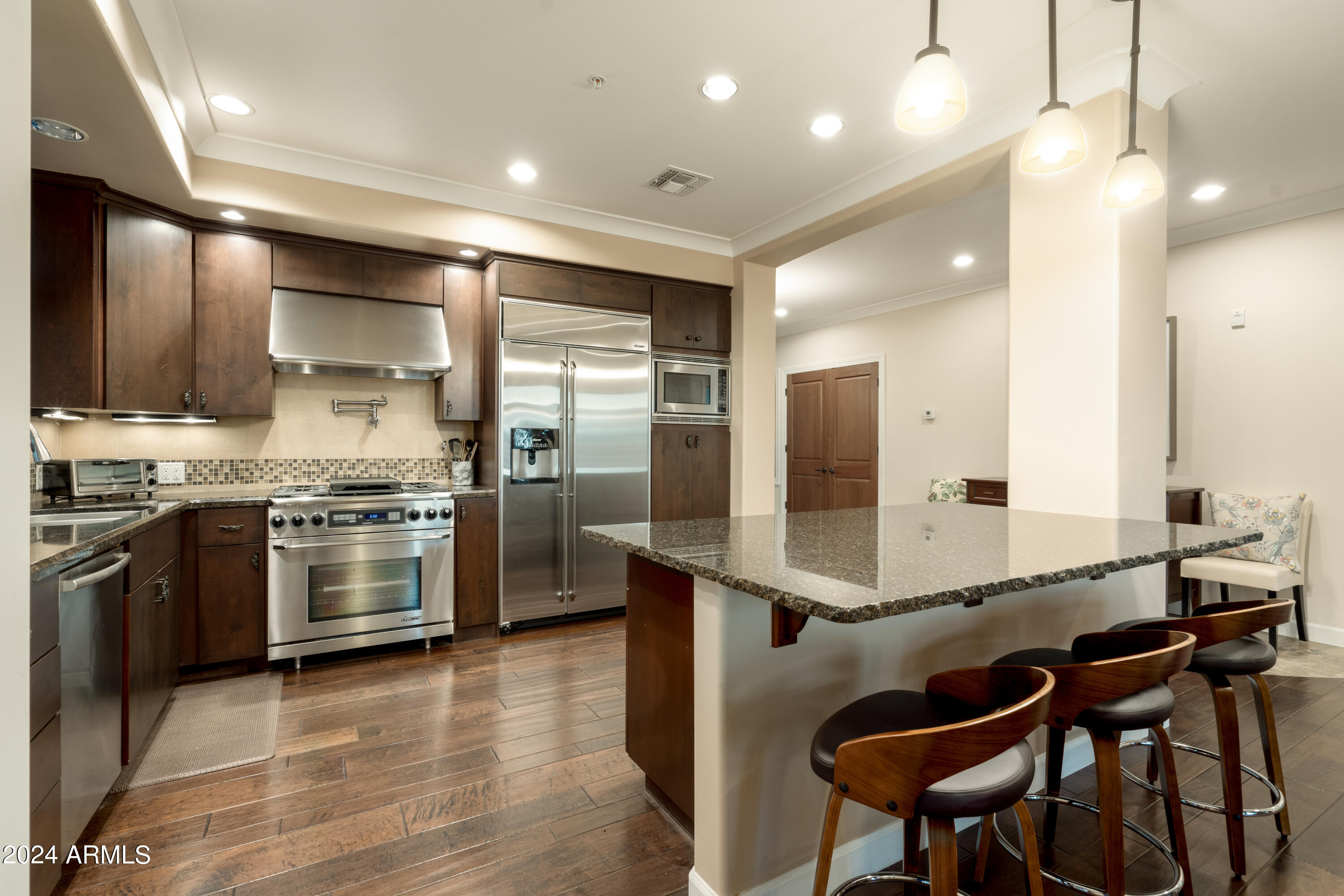 4909 N WOODMERE FAIRWAY 1012
