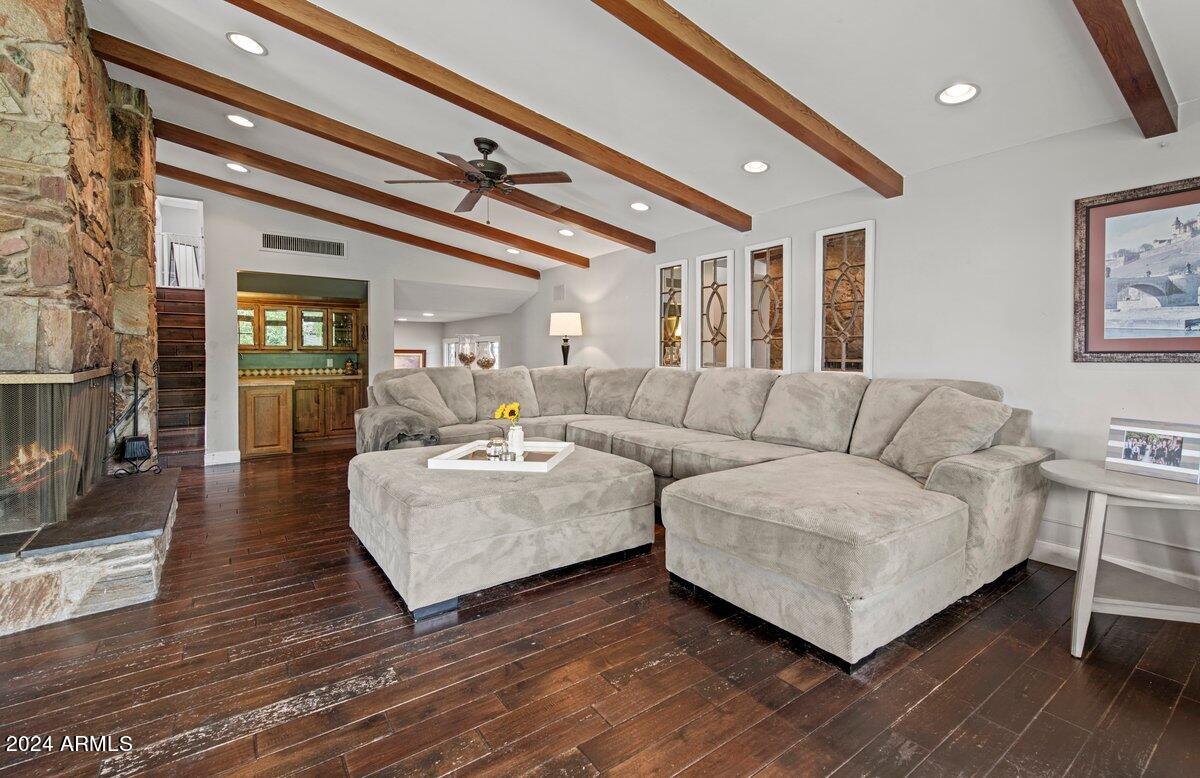 4602 E CALLE DEL MEDIO