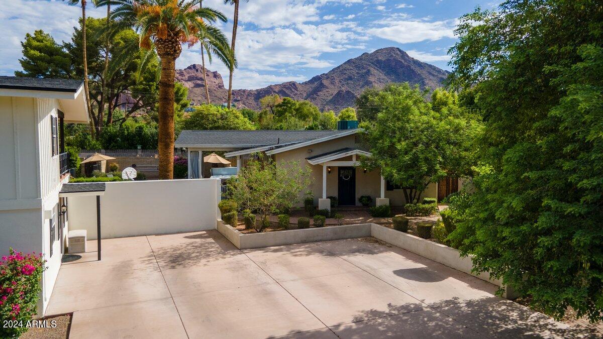 4602 E CALLE DEL MEDIO