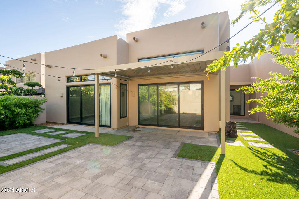 6711 E Camelback Road 61