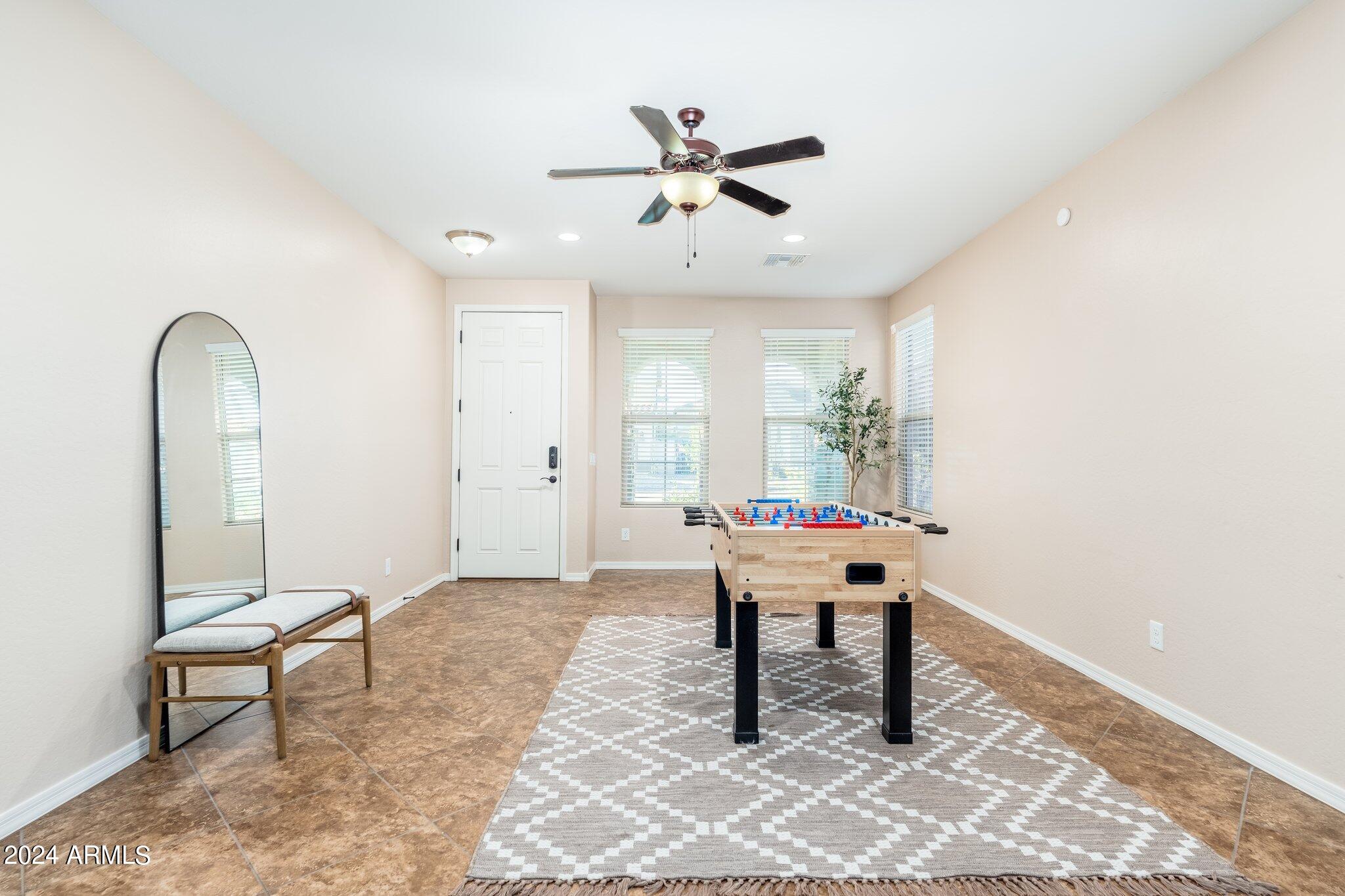 17961 W IVY Lane