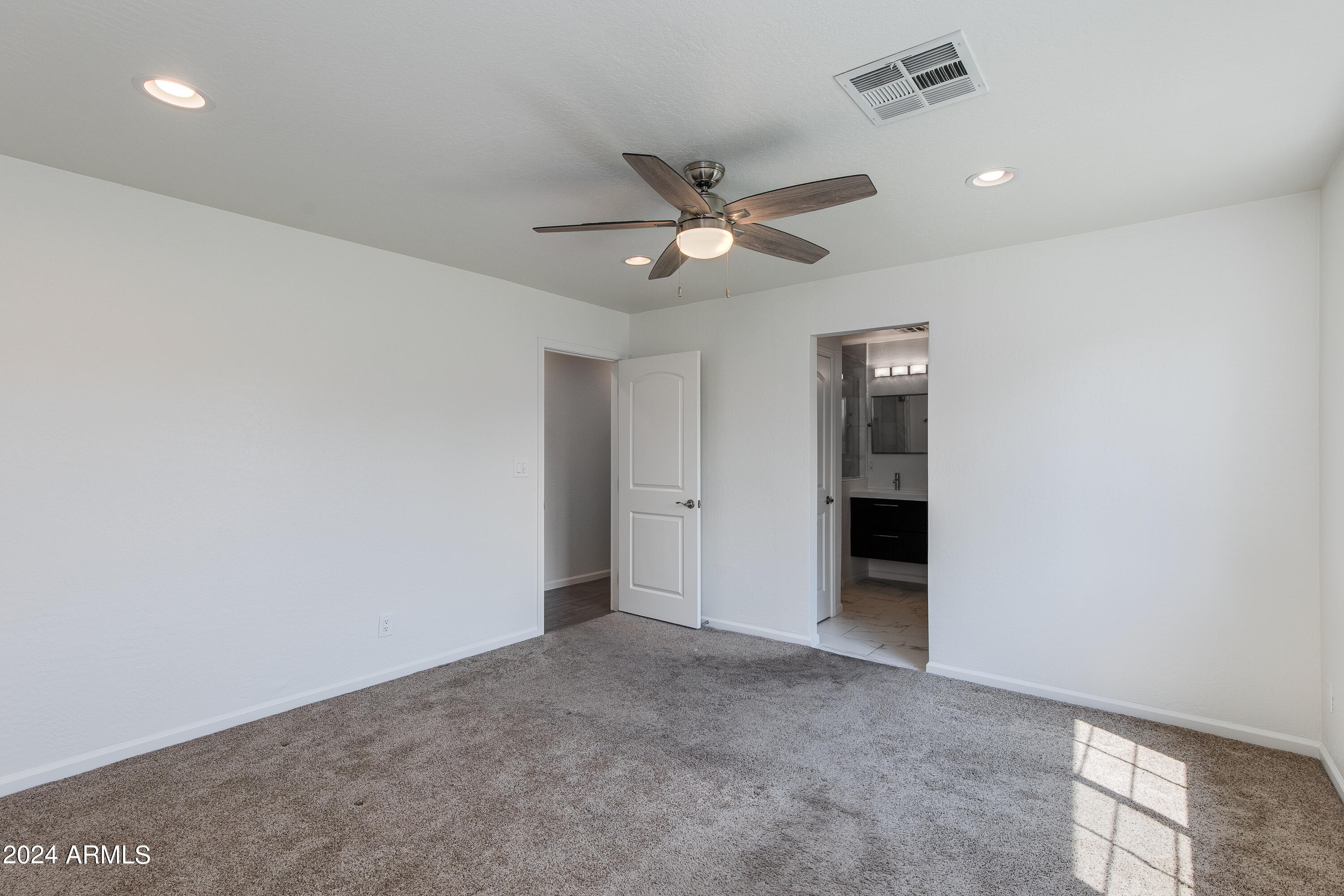 821 E CAVALIER Drive