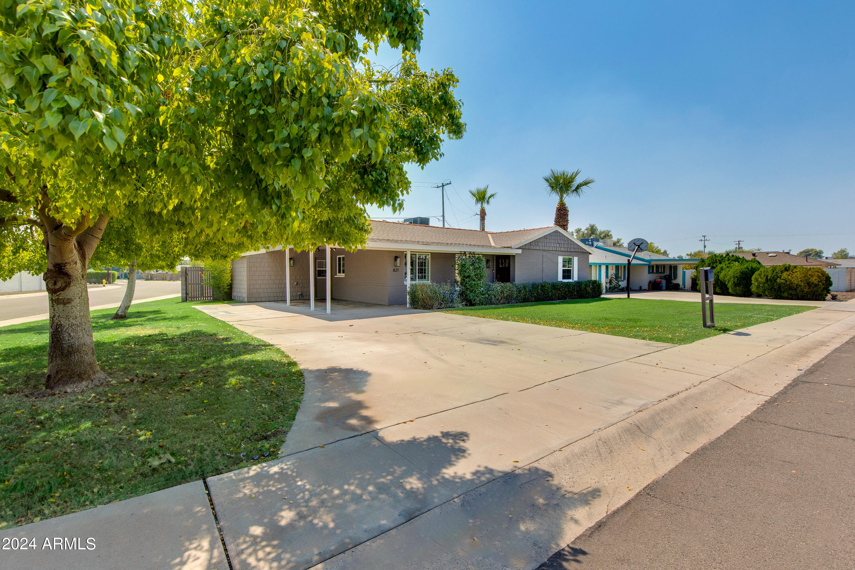 821 E CAVALIER Drive