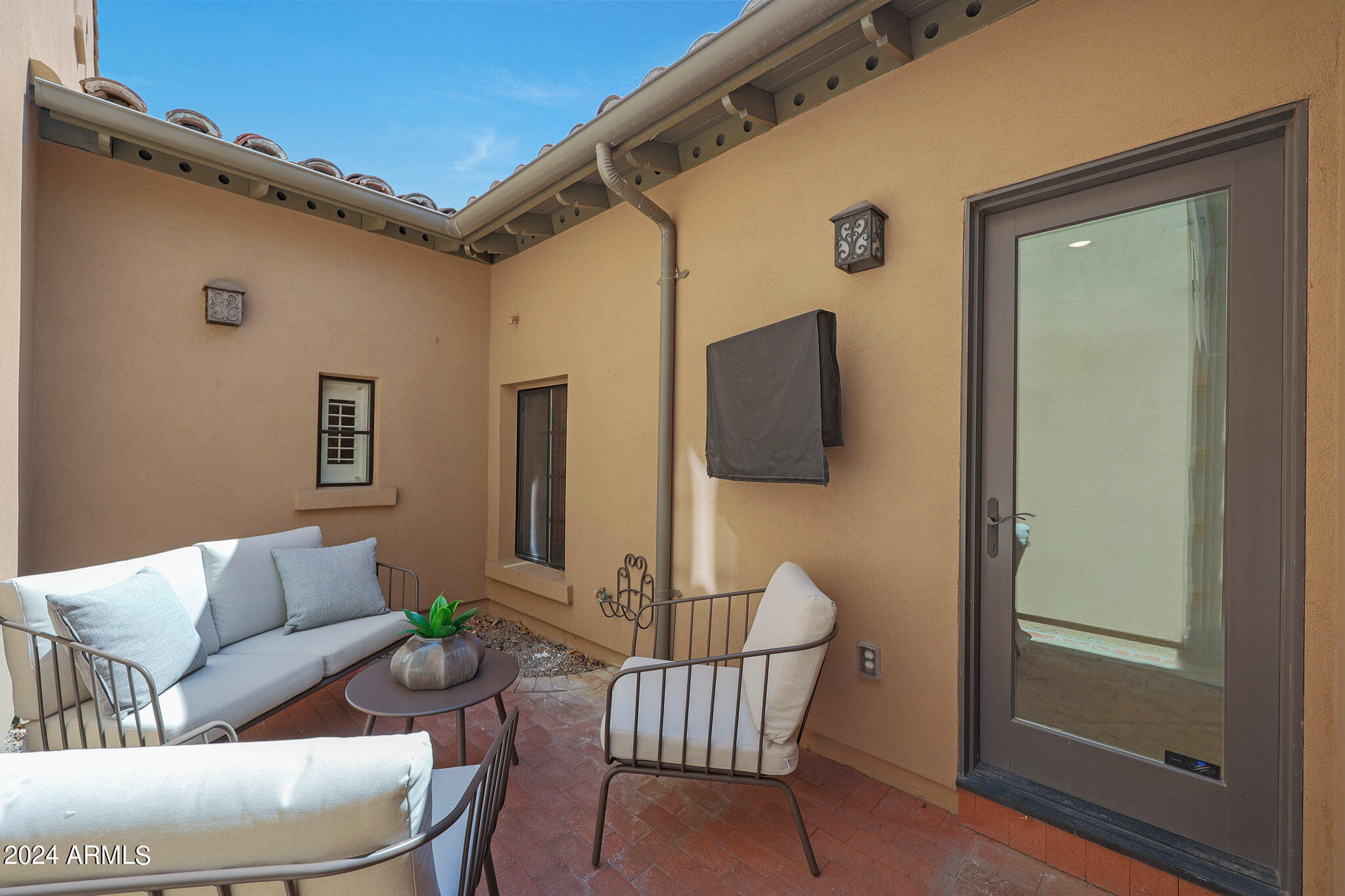 18650 N THOMPSON PEAK Parkway, 1040