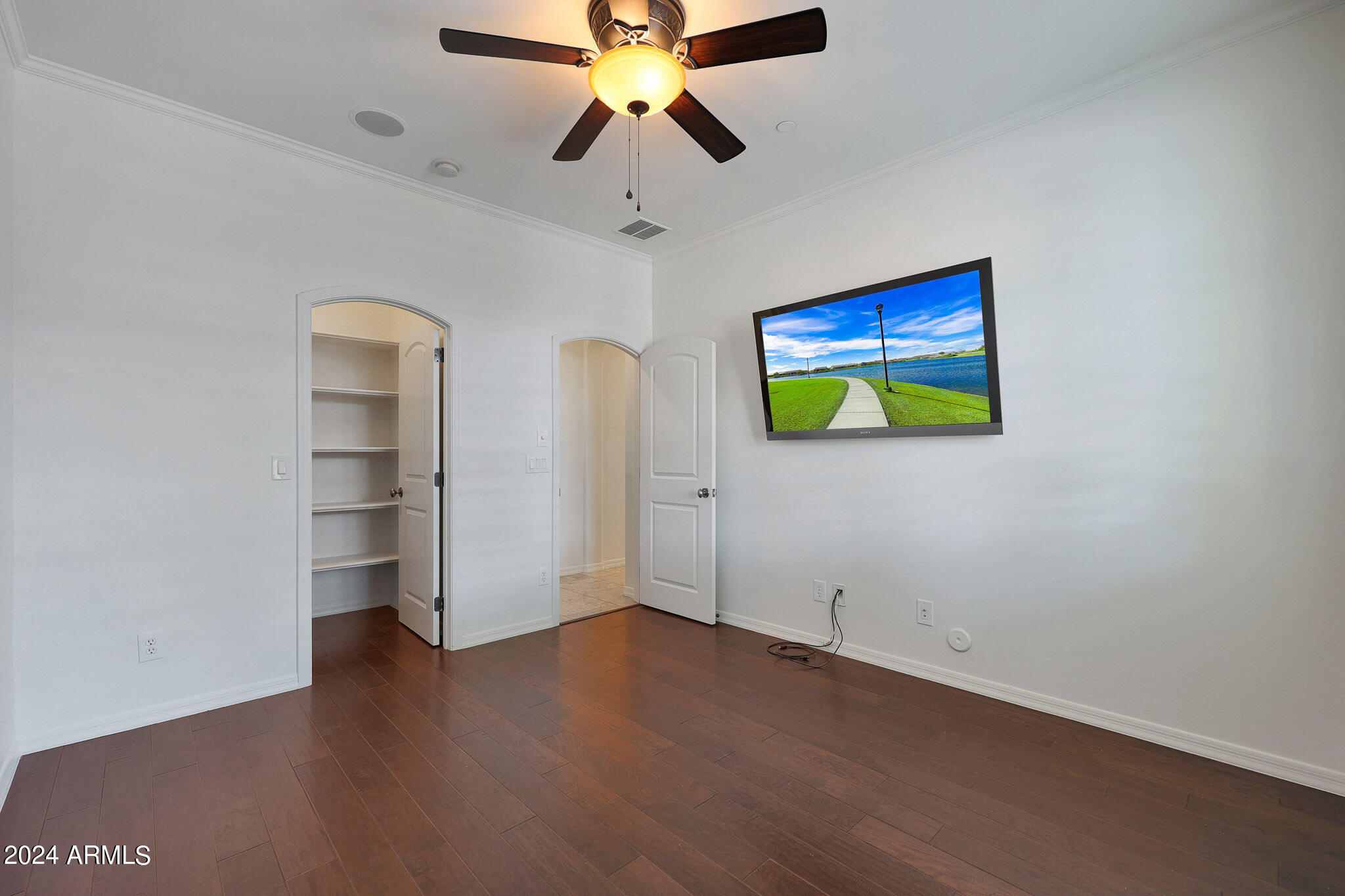 18650 N THOMPSON PEAK Parkway, 1040