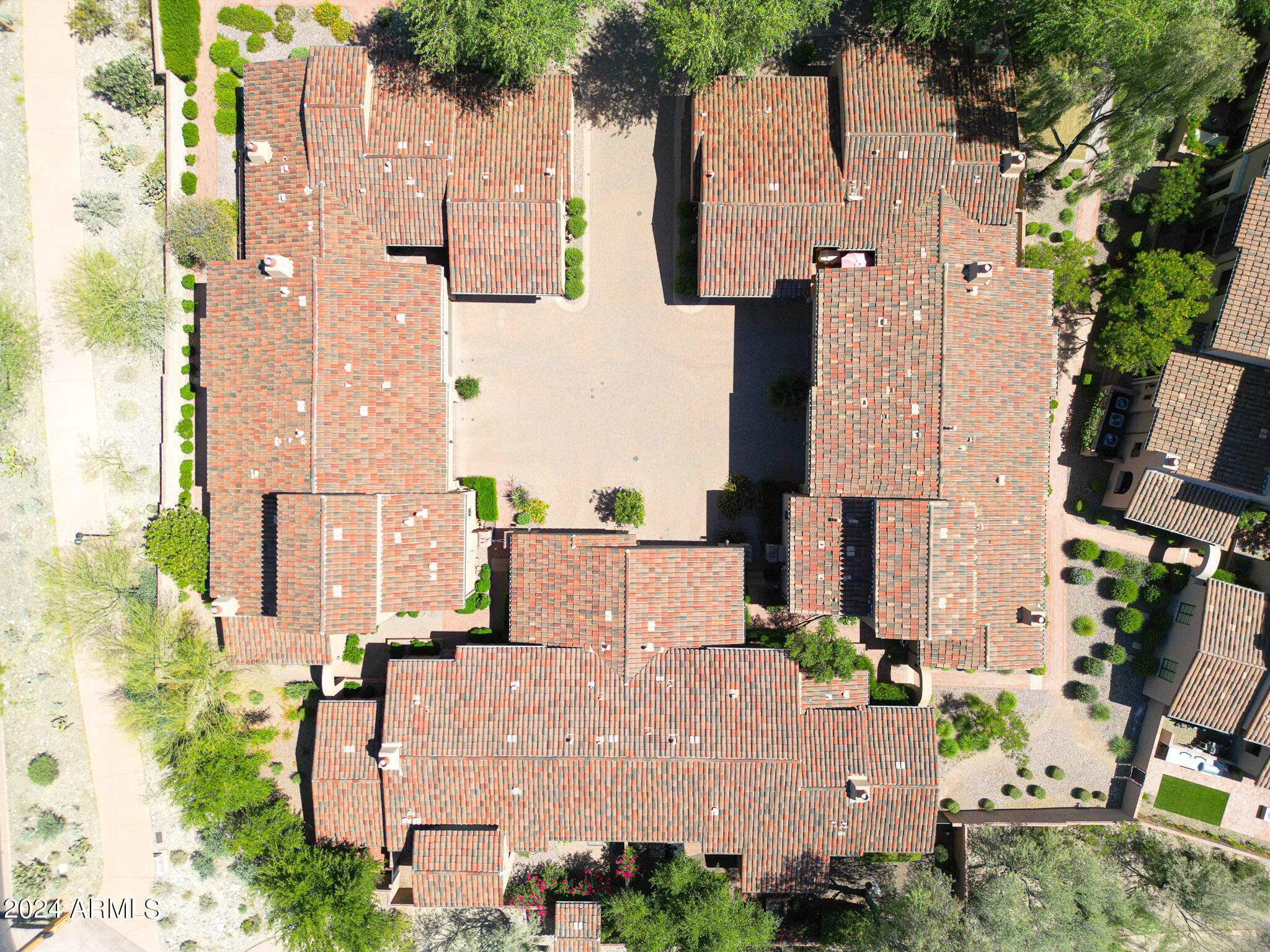 18650 N THOMPSON PEAK Parkway, 1040