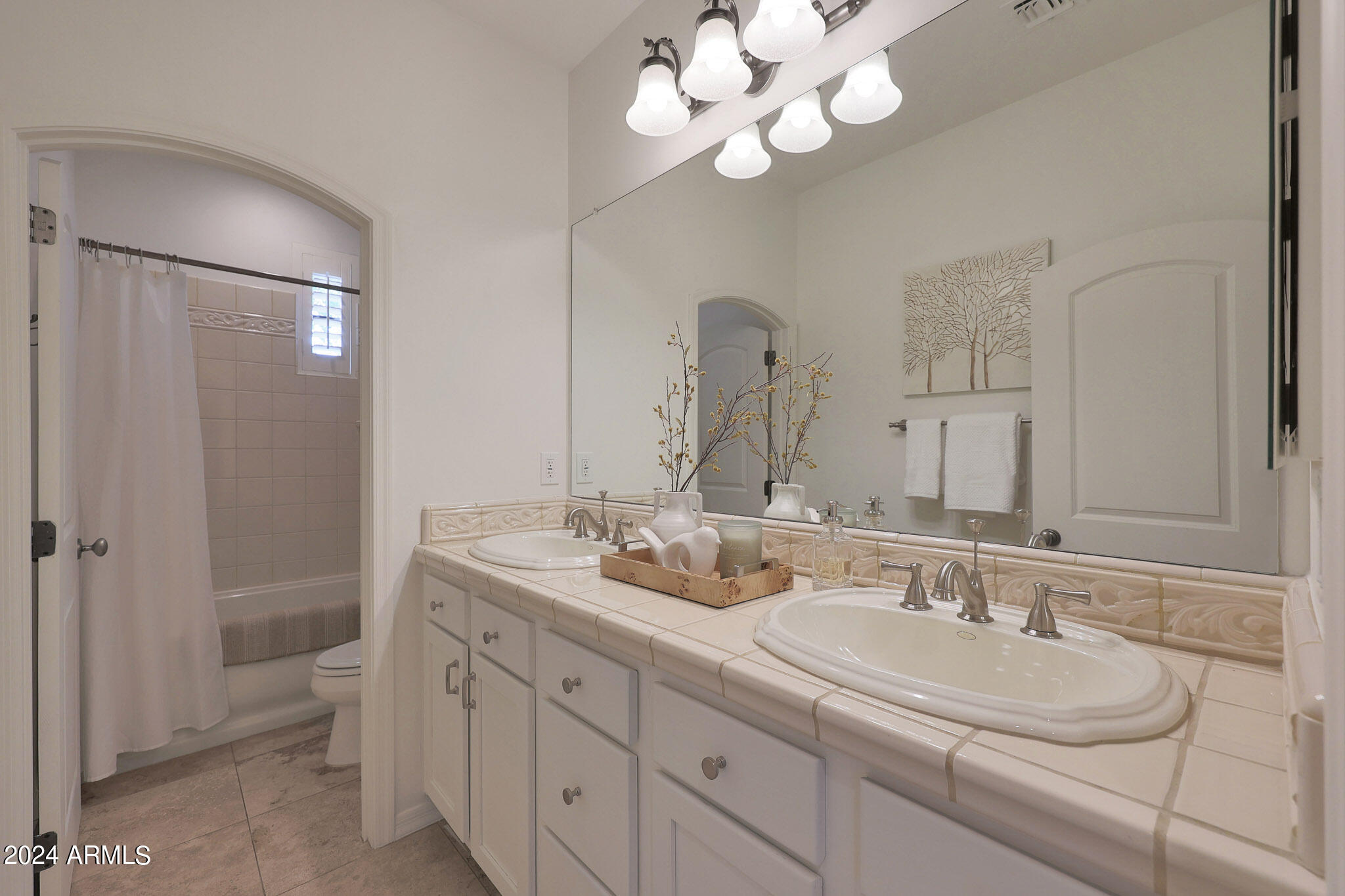 18650 N THOMPSON PEAK Parkway, 1040