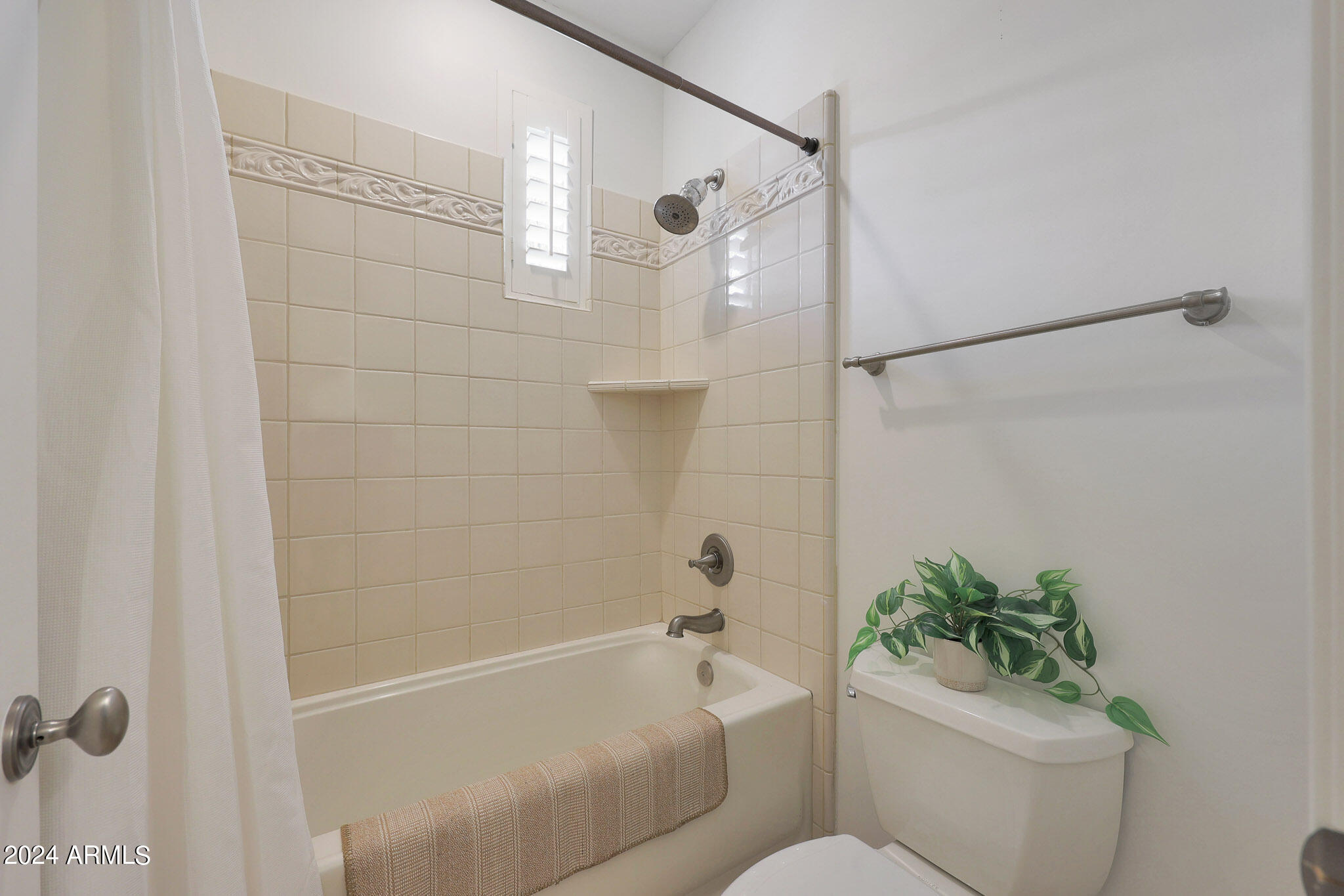 18650 N THOMPSON PEAK Parkway, 1040