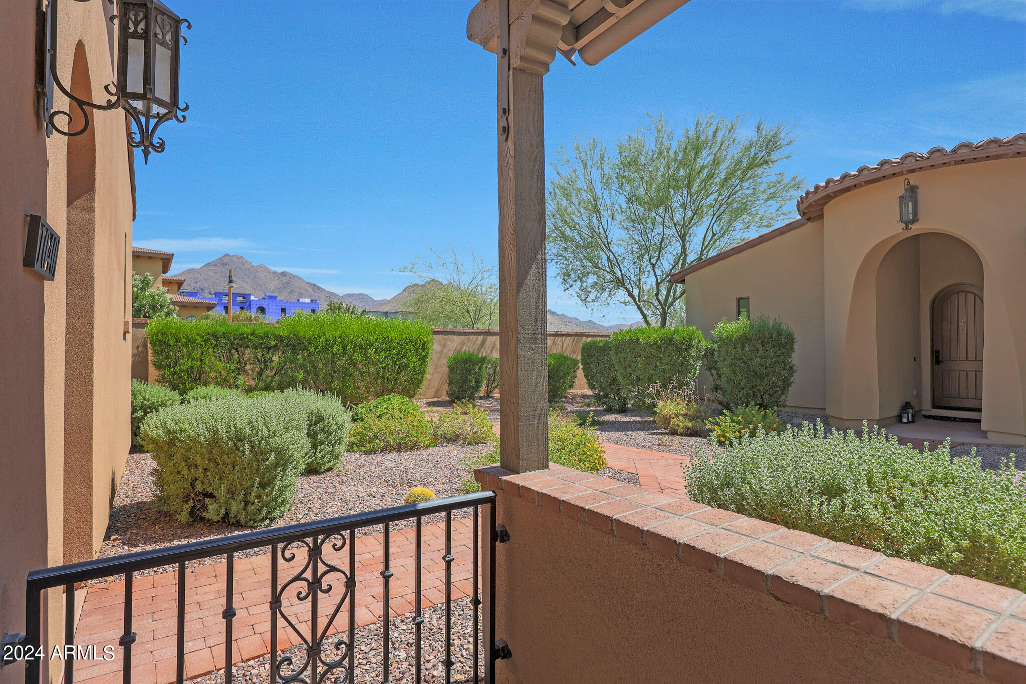 18650 N THOMPSON PEAK Parkway, 1040