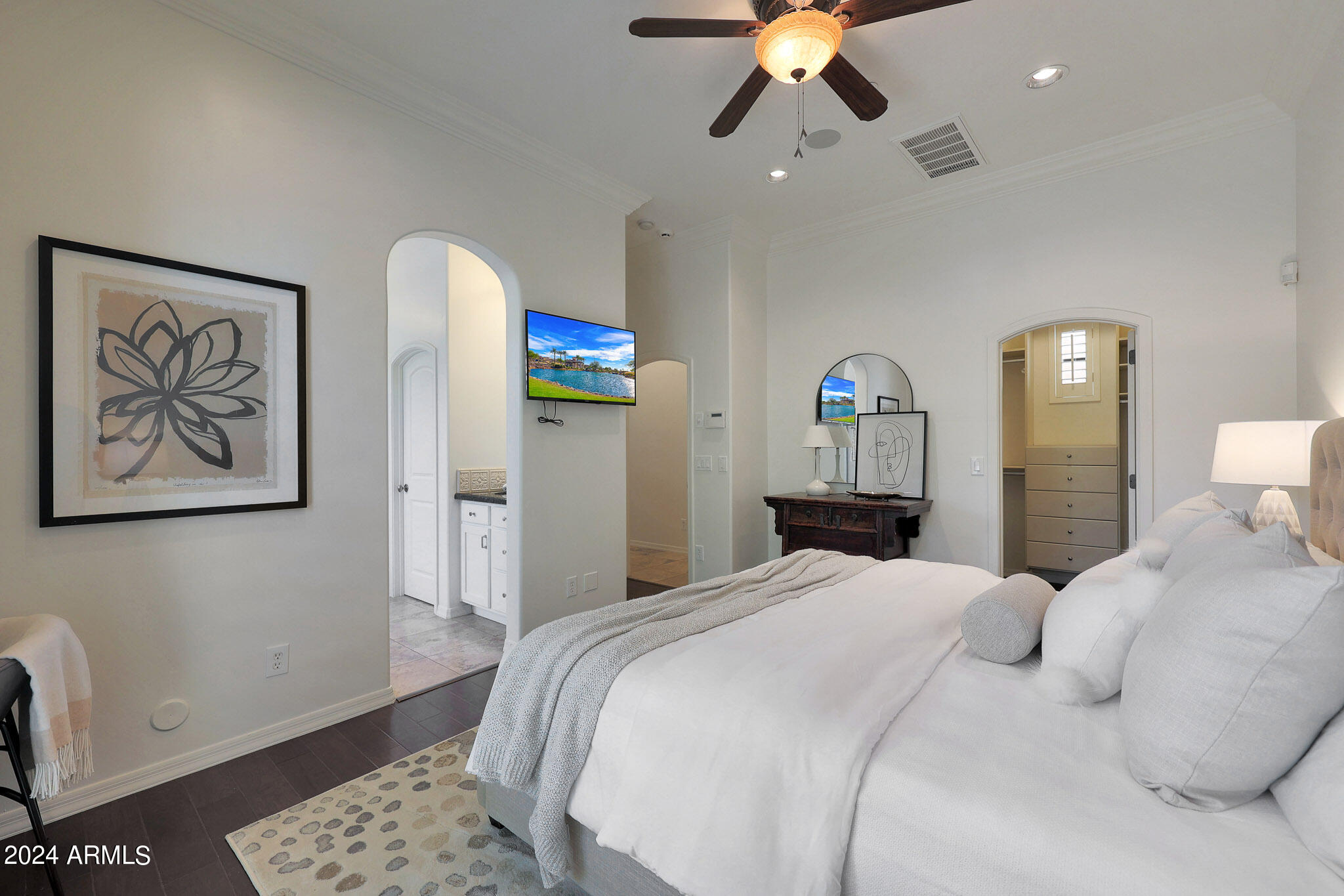 18650 N THOMPSON PEAK Parkway, 1040