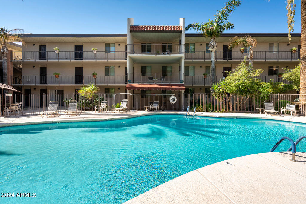 4727 E LAFAYETTE Boulevard 214