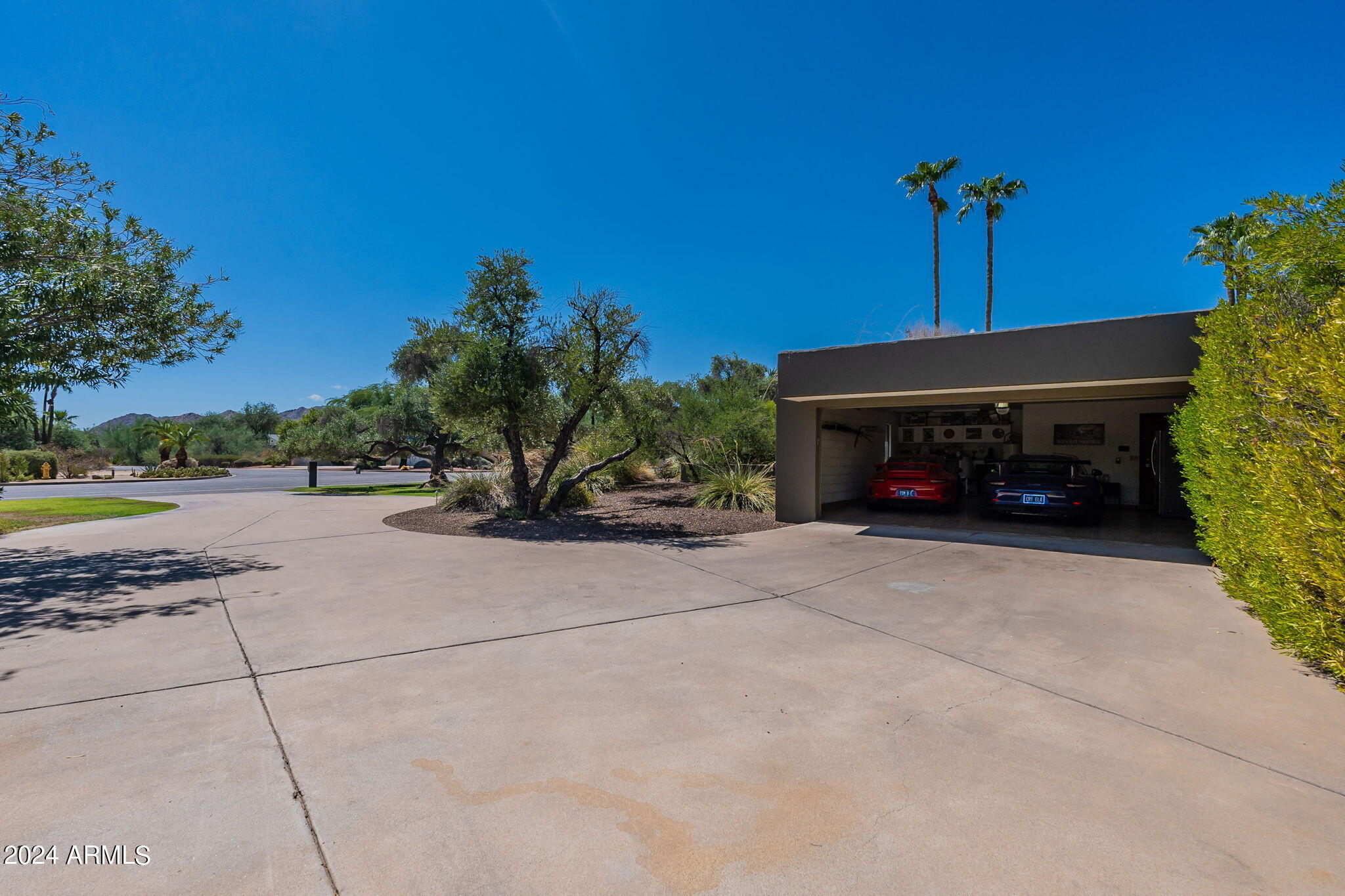 4900 E MOUNTAIN VIEW Road