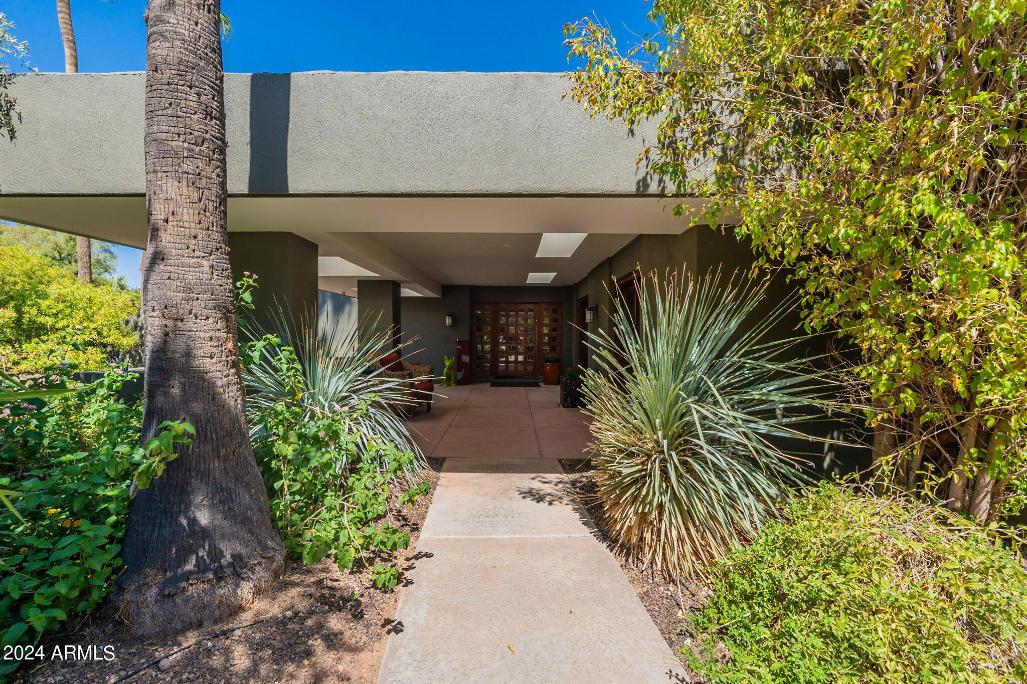 4900 E MOUNTAIN VIEW Road