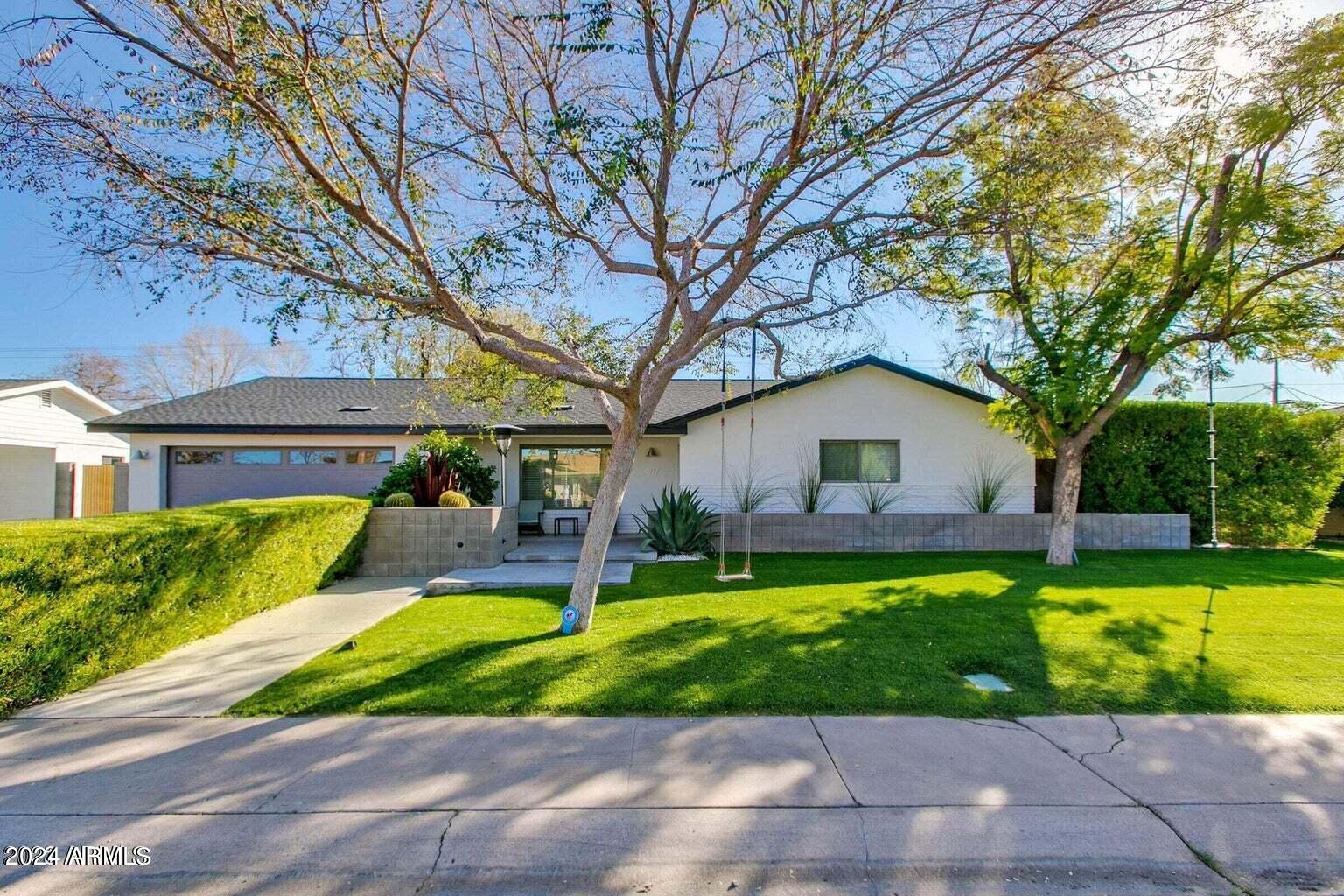 4717 N 33RD Place