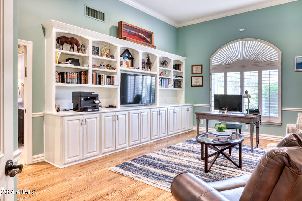 7101 E BERNEIL Lane