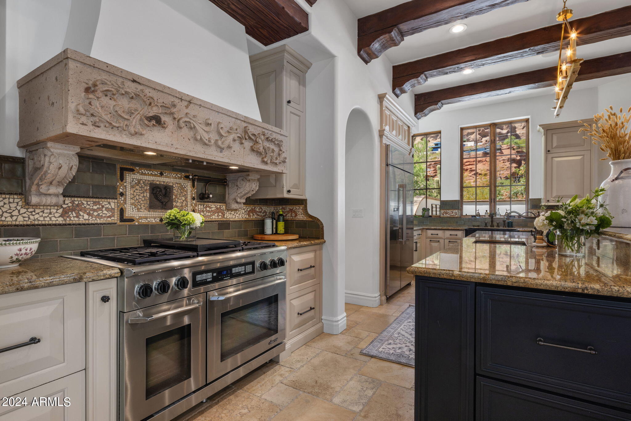 5201 N Saddle Rock Drive