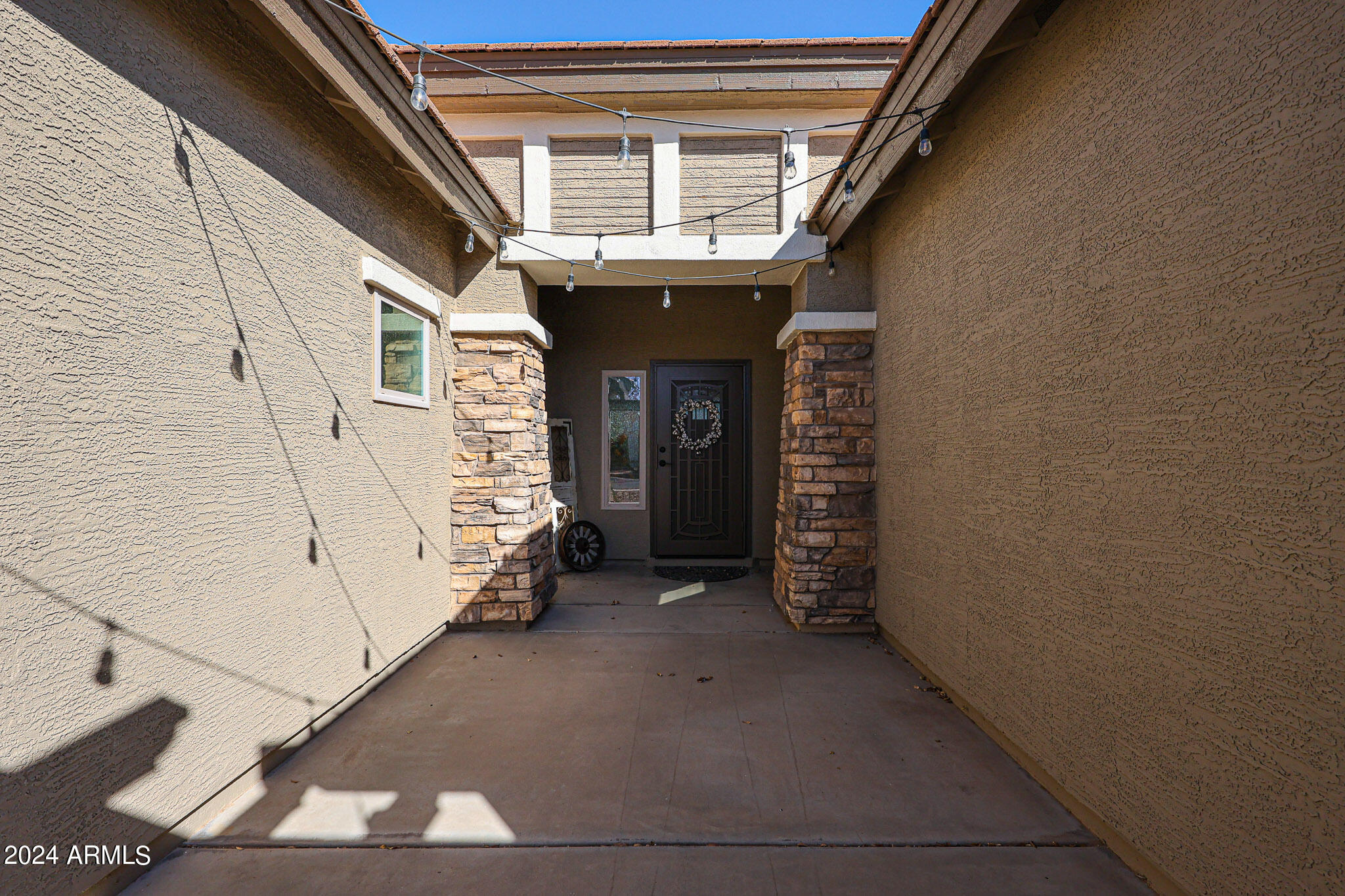 18986 E Kingbird Drive