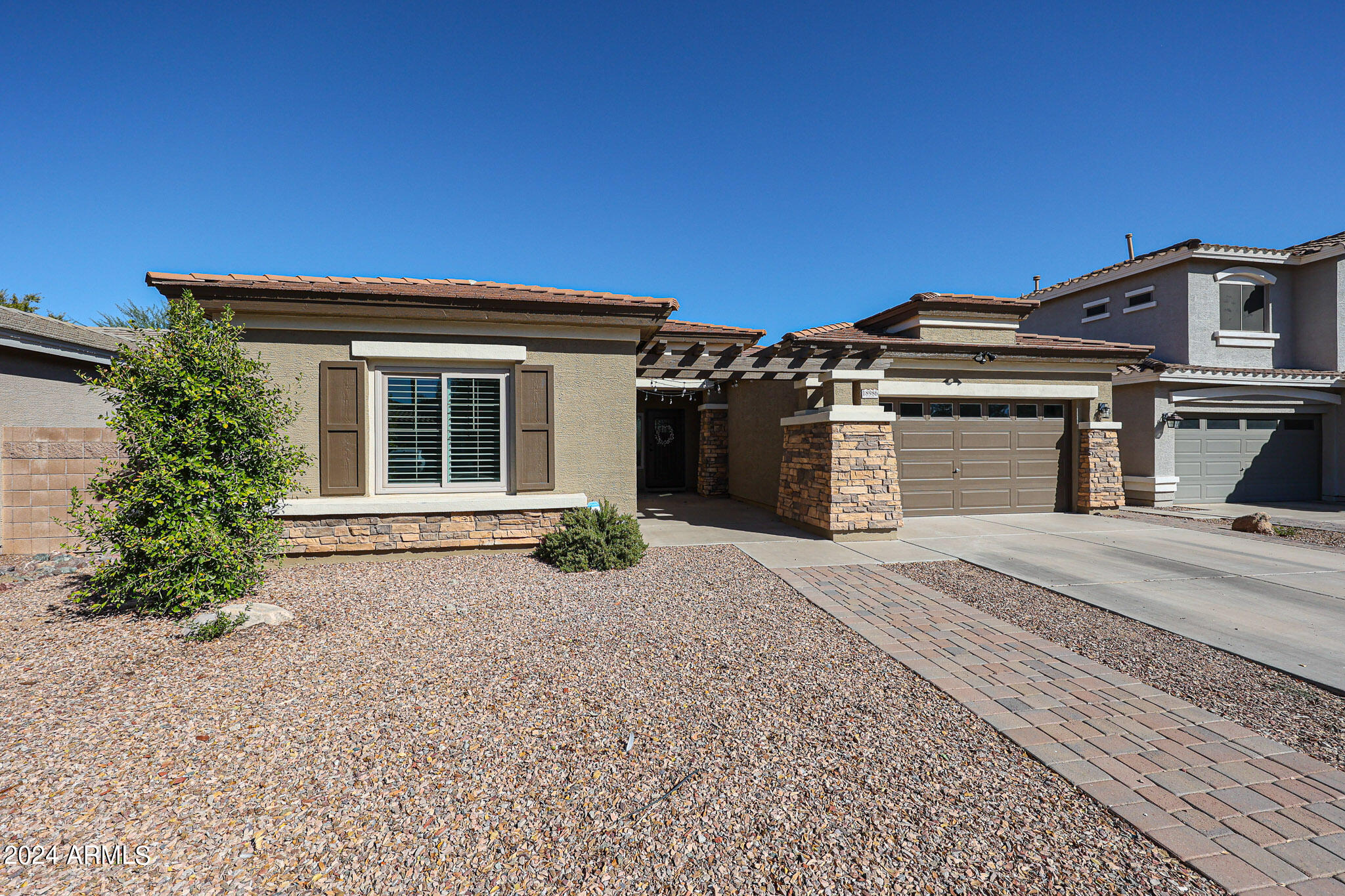 18986 E Kingbird Drive