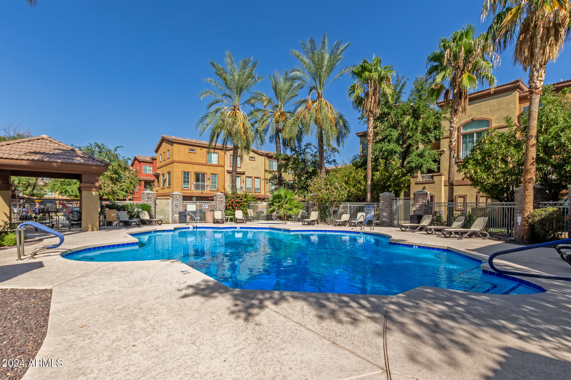 1920 E BELL Road, 1026