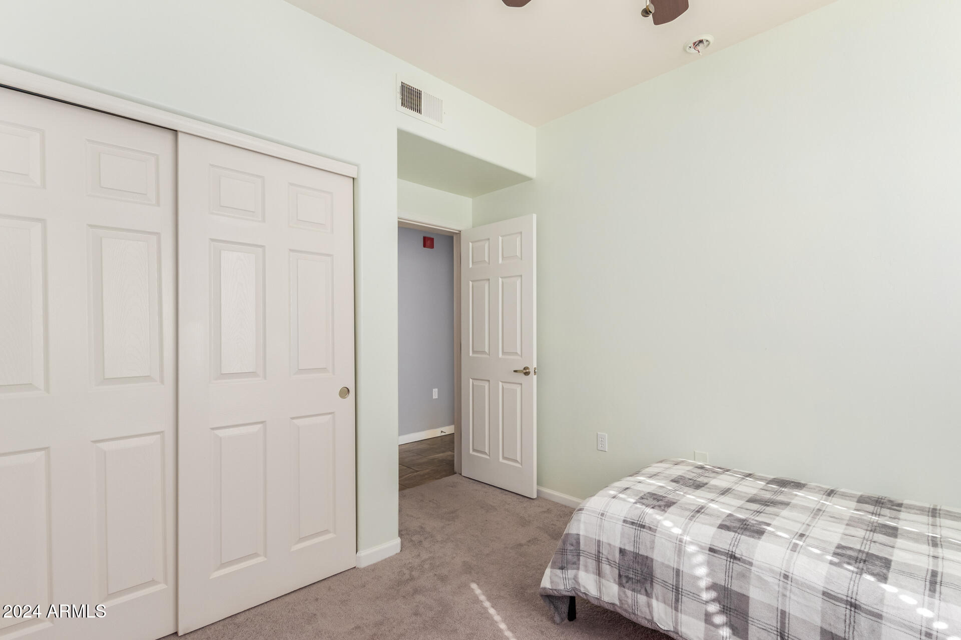 1920 E BELL Road, 1026