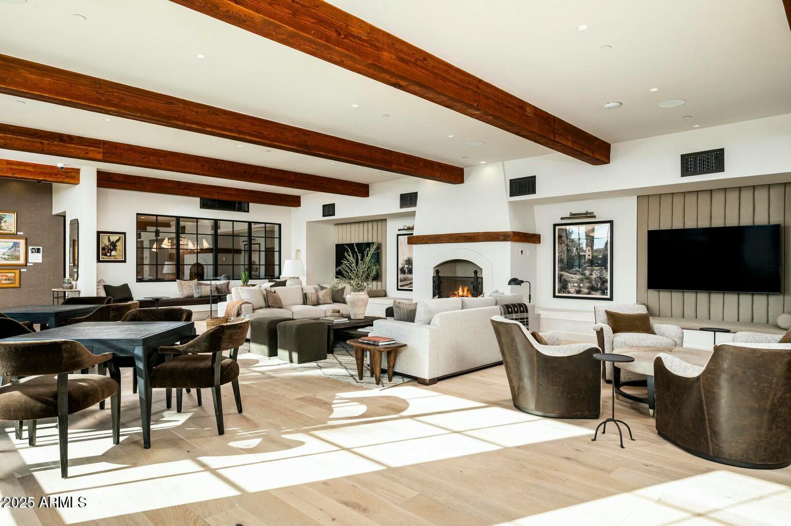 6321 E PHOENICIAN Boulevard 14
