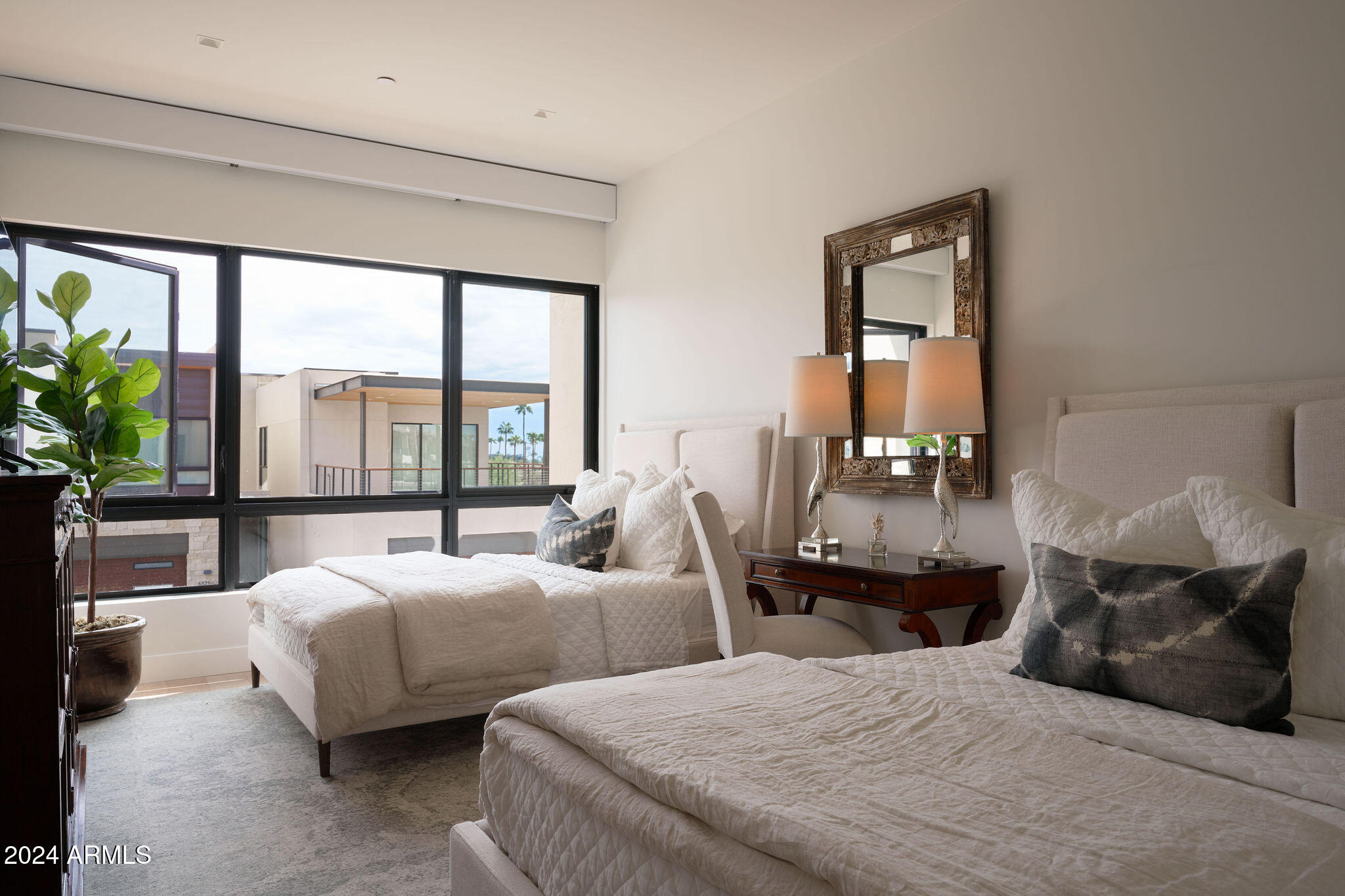 6321 E PHOENICIAN Boulevard 14