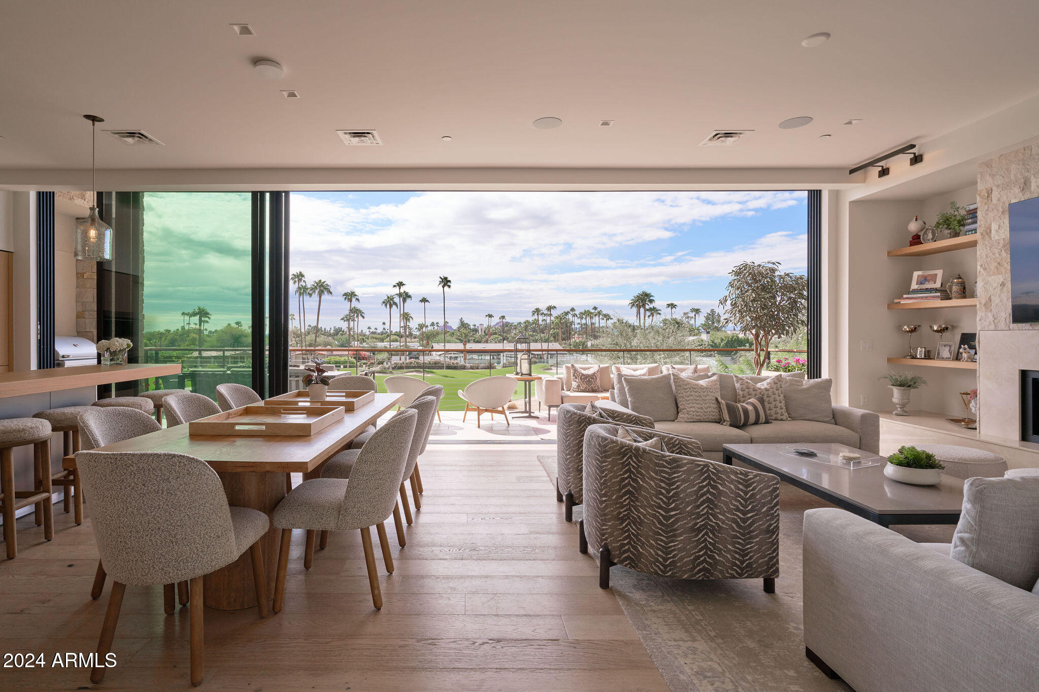 6321 E PHOENICIAN Boulevard 14