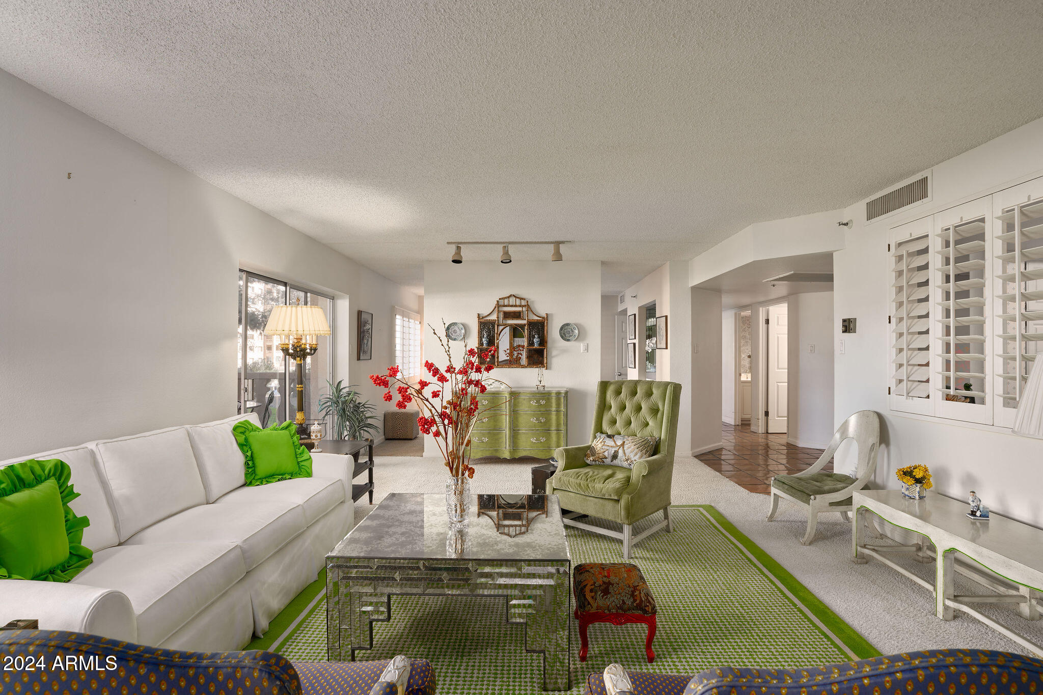 7870 E Camelback Road, 204
