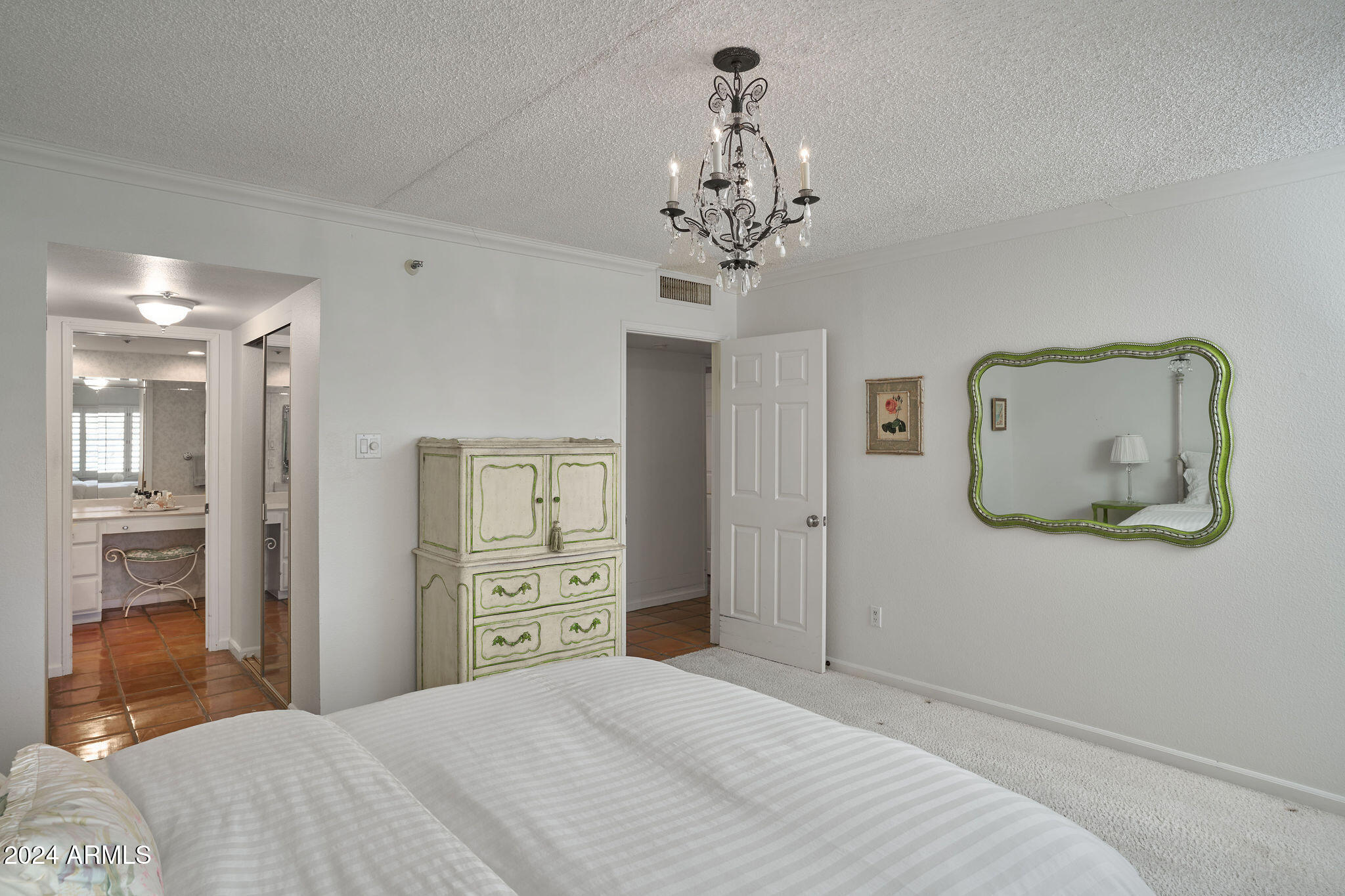 7870 E Camelback Road, 204