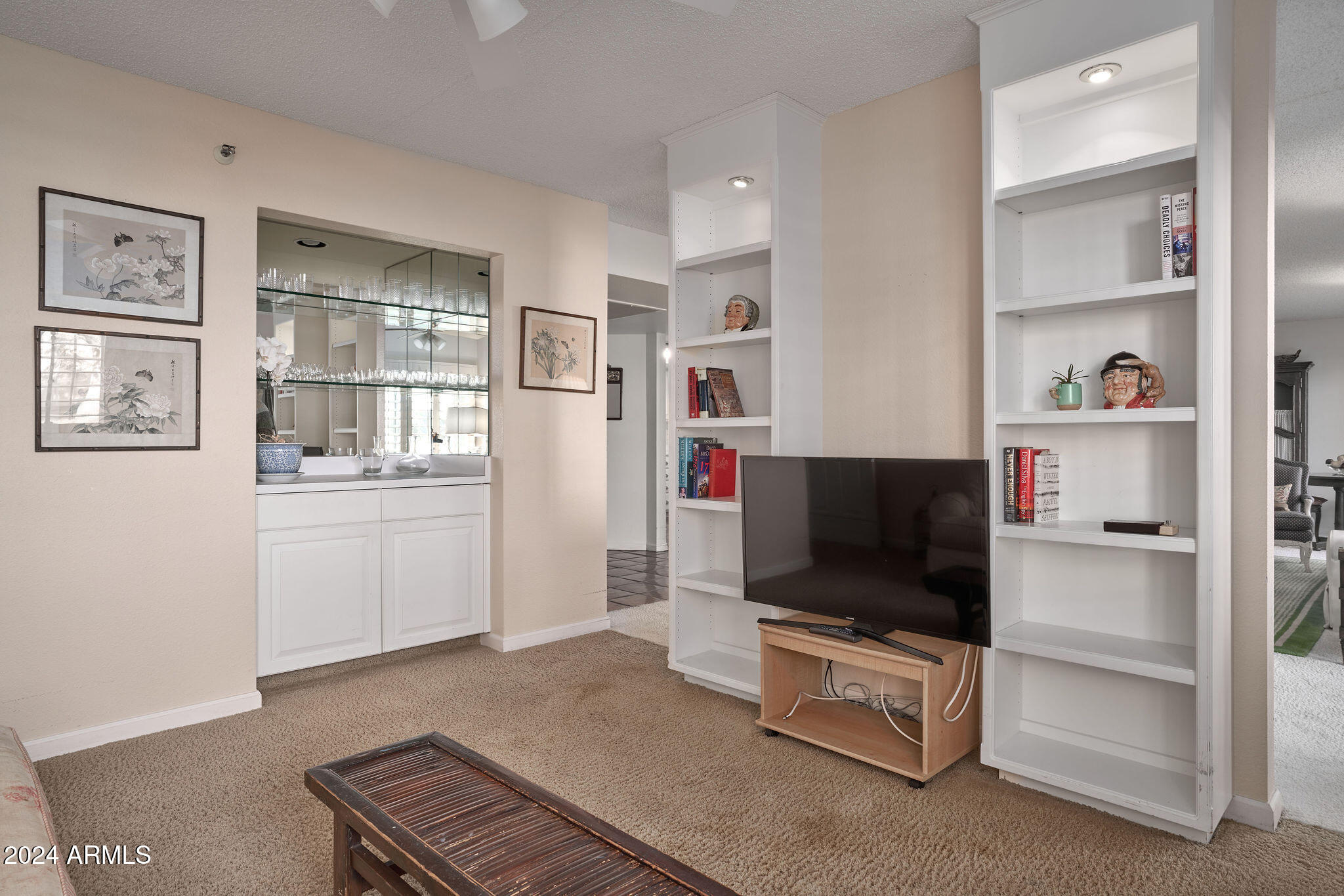 7870 E Camelback Road, 204
