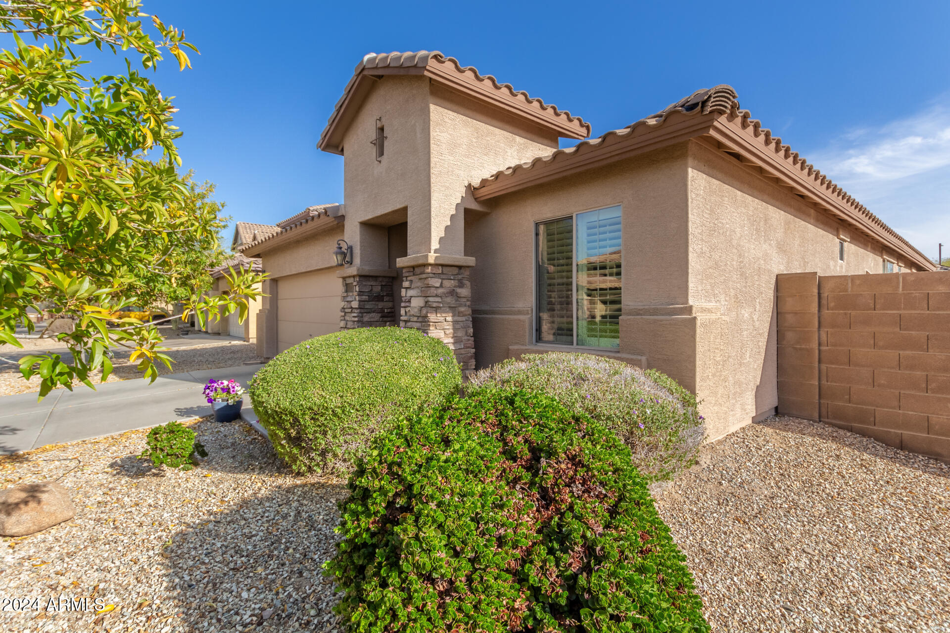 7093 W ANDREW Lane