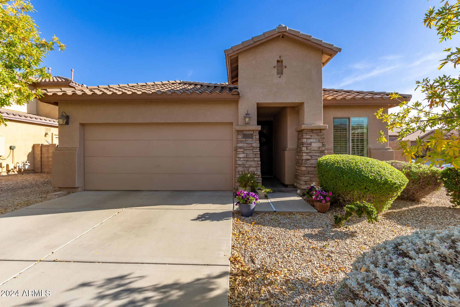 7093 W ANDREW Lane