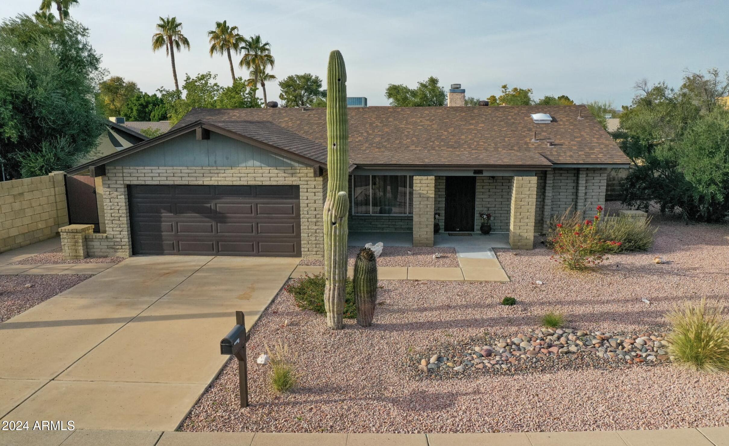 2014 E Magdalena Drive