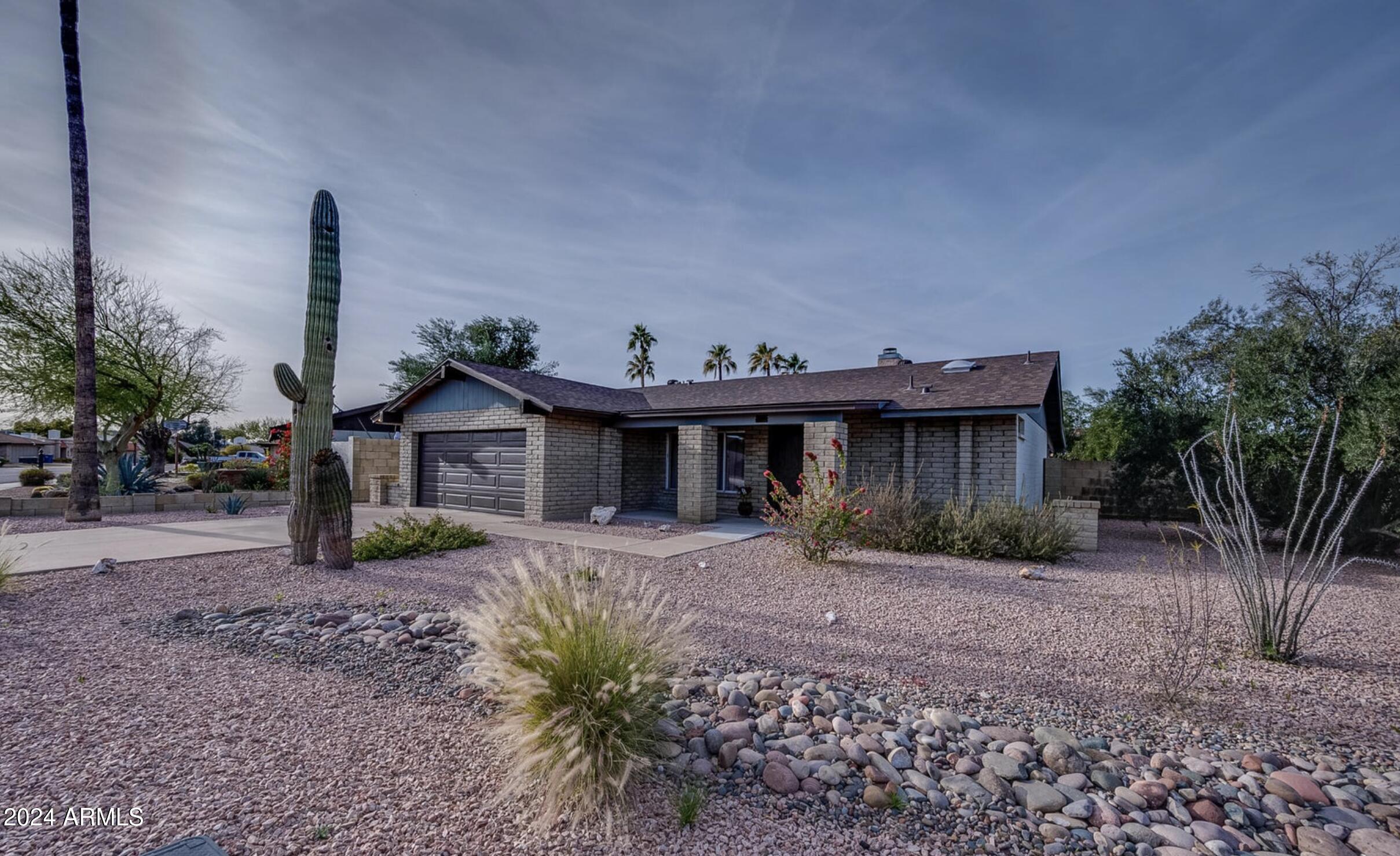 2014 E Magdalena Drive
